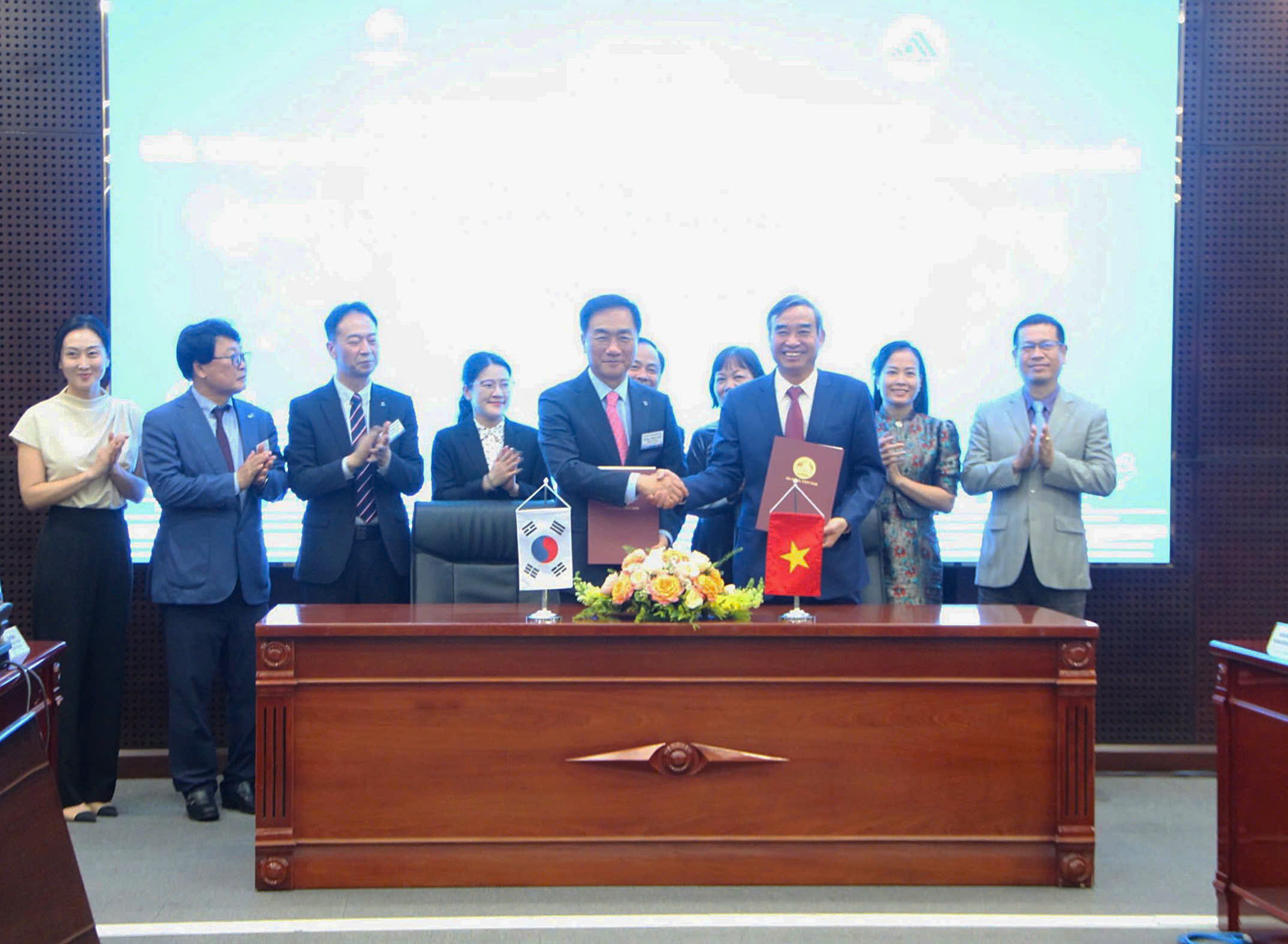 Hình nhỏ