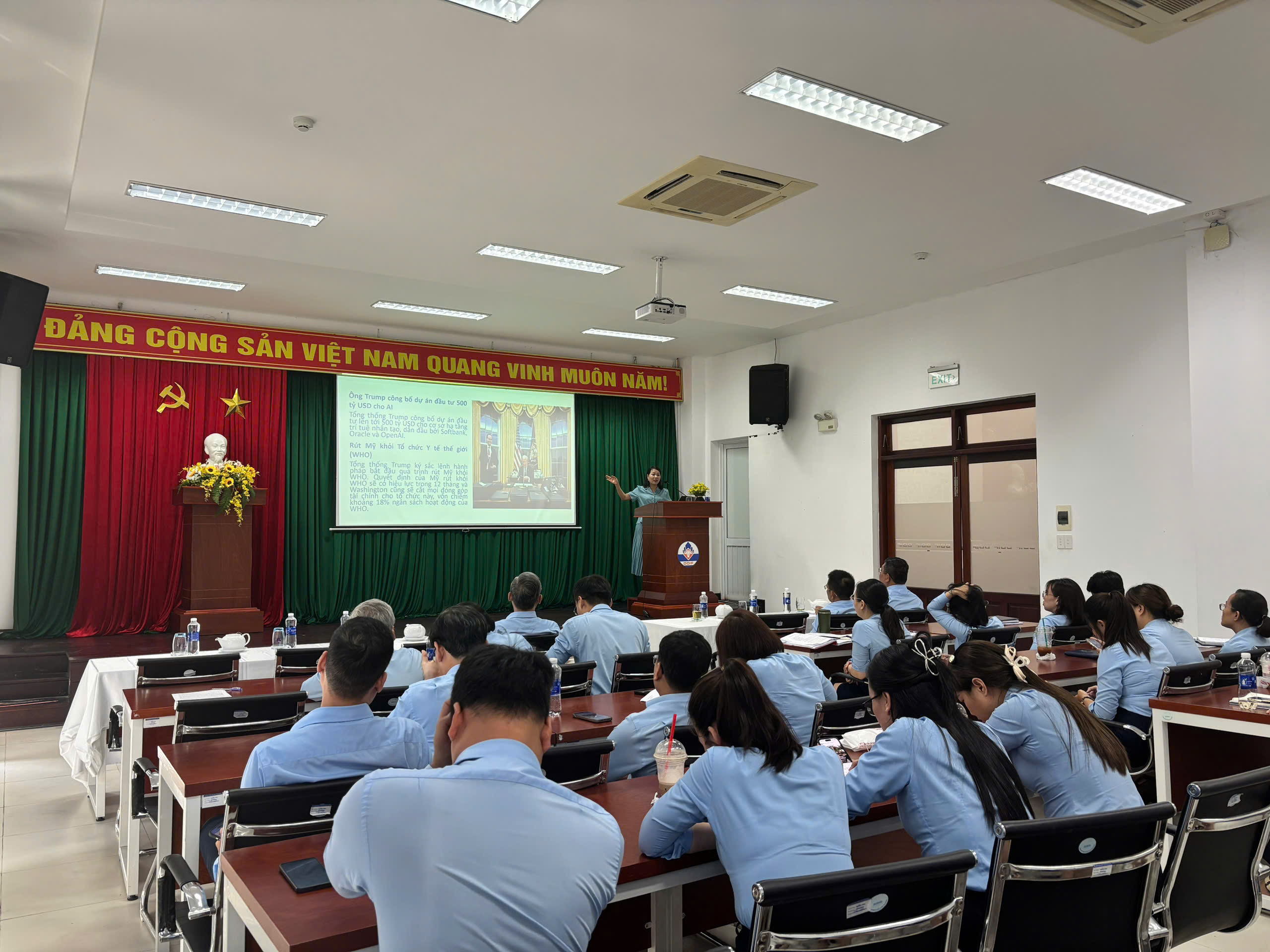 Tổ chức Hội nghị thông tin thời sự lần thứ 1 năm 2025