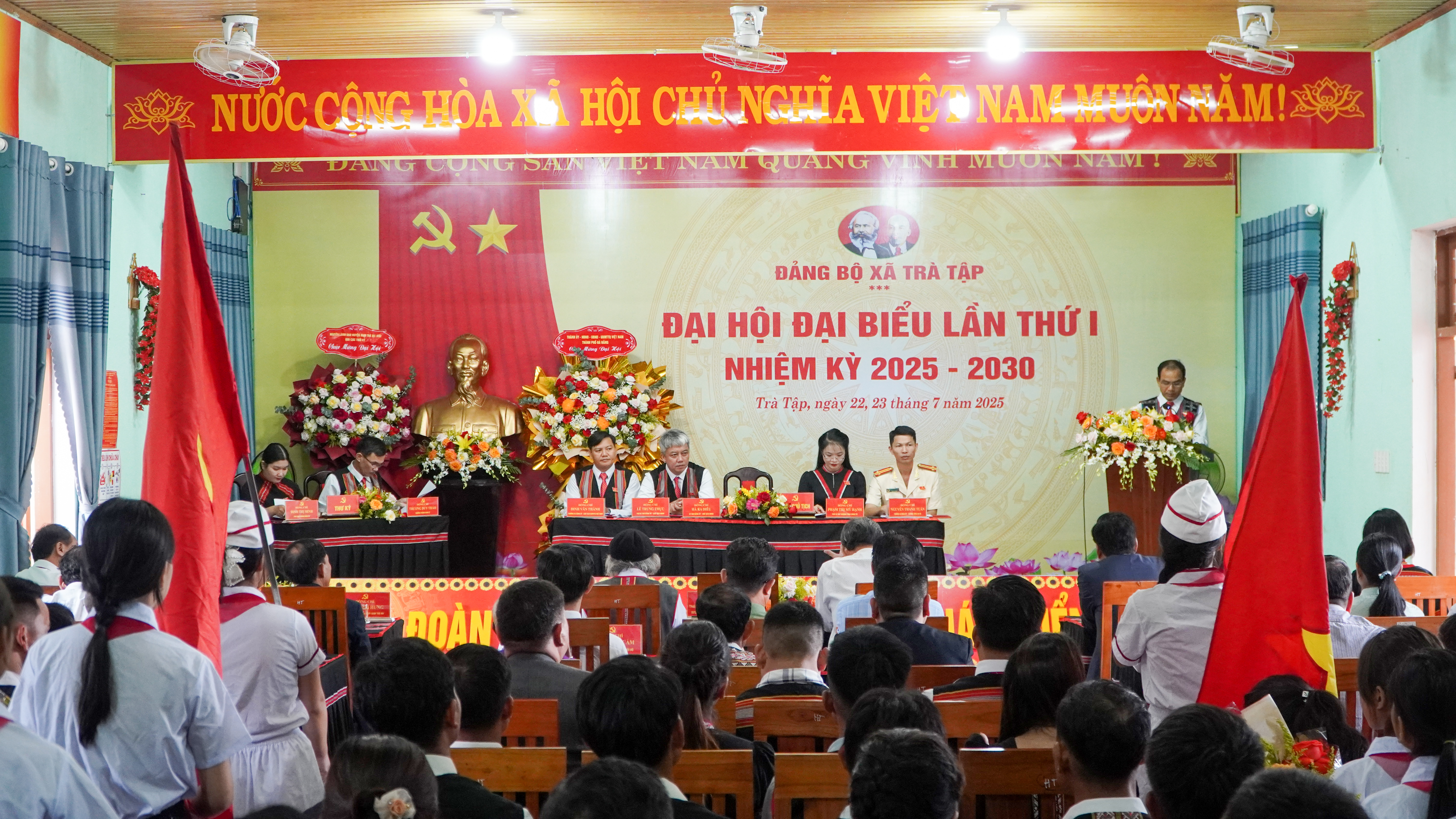 Hình nhỏ