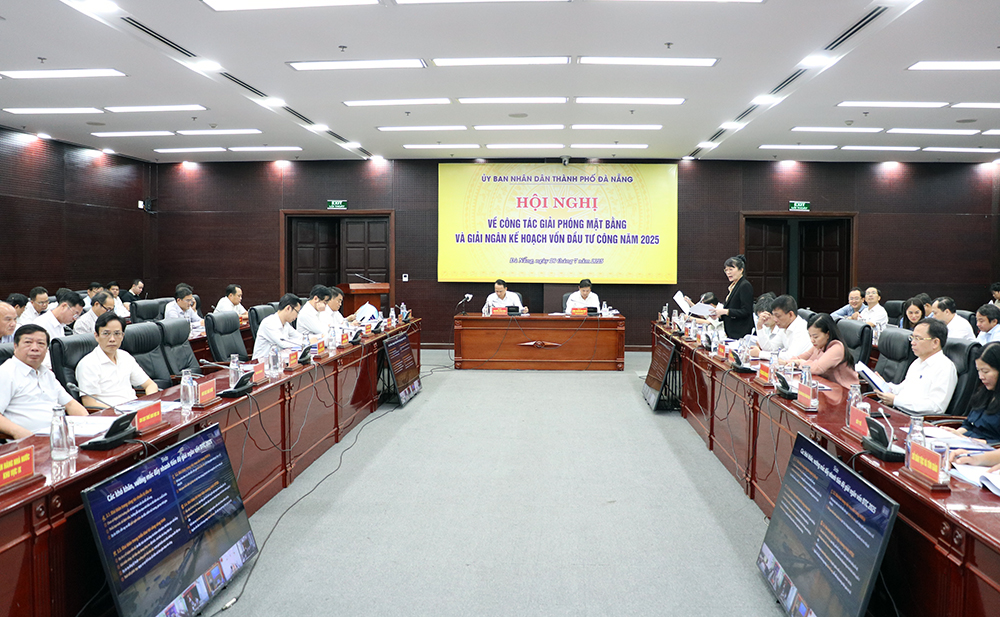 Tập trung xử lý các vướng mắc, khó khăn, đảm bảo giải ngân vốn đầu tư công