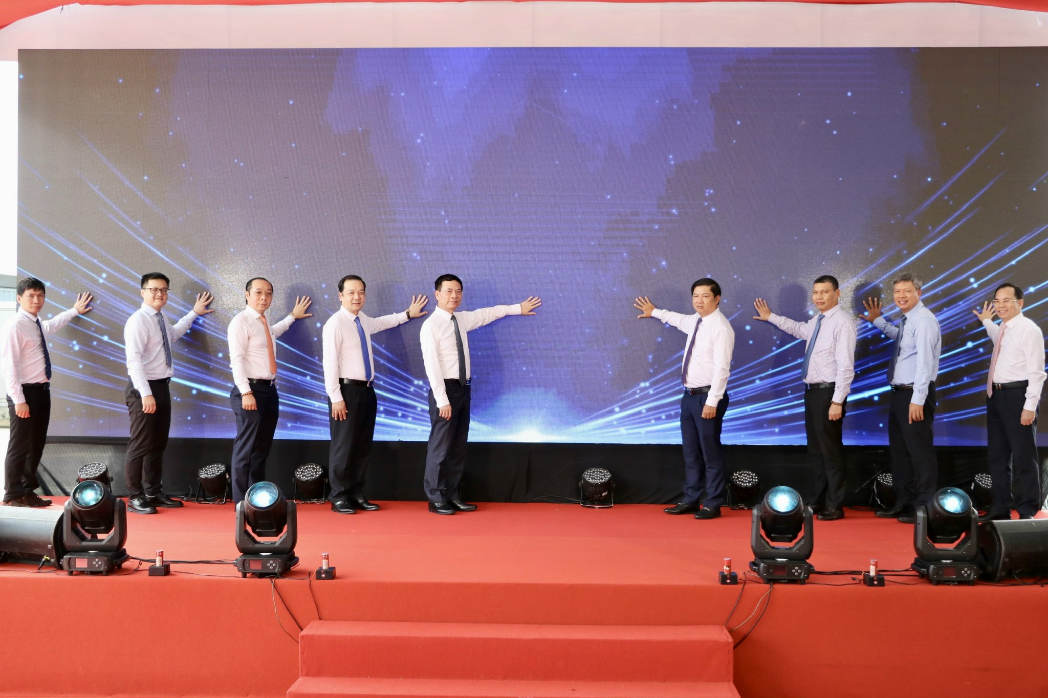 Hình nhỏ