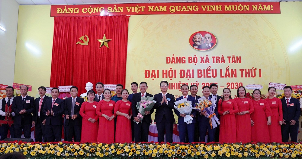 Trà Tân phát huy truyền thống căn cứ địa cách mạng, quyết tâm xây dựng quê hương phát triển
