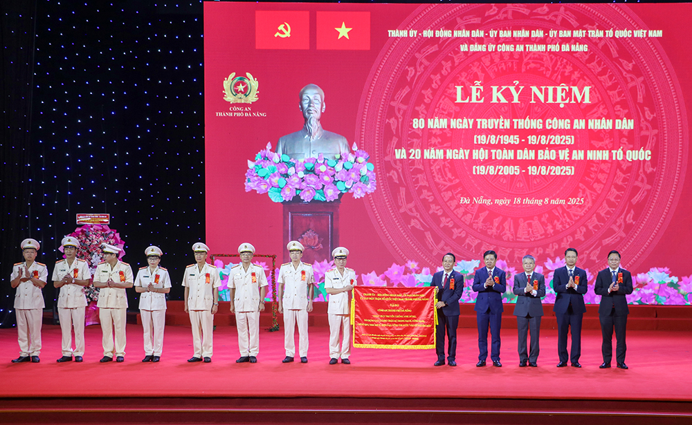 Công an thành phố nỗ lực vun đắp hòa bình, nâng tầm vị thế của Đà Nẵng trong kỷ nguyên hội nhập