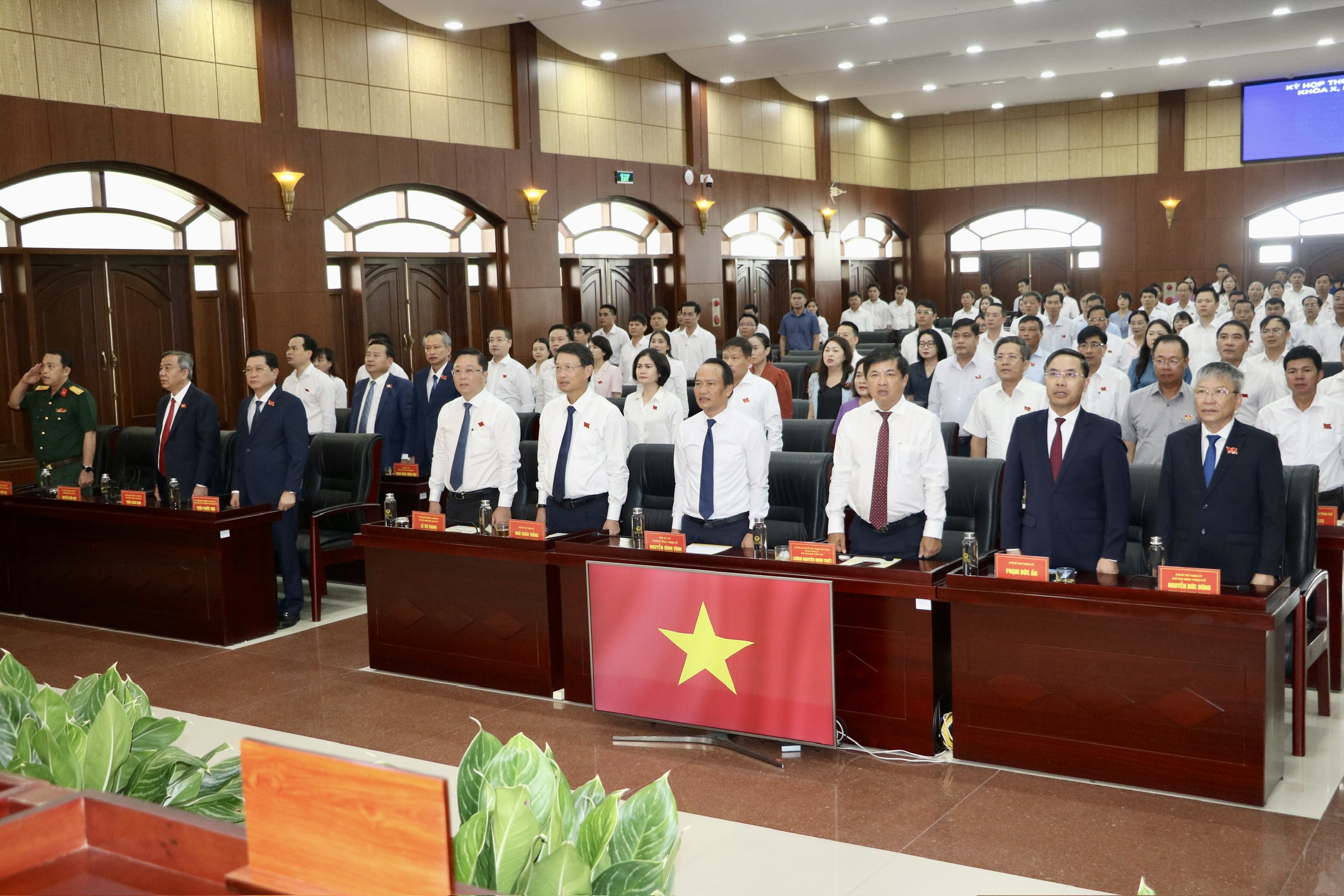 Khai mạc Kỳ họp thứ 3, HĐND thành phố khóa X