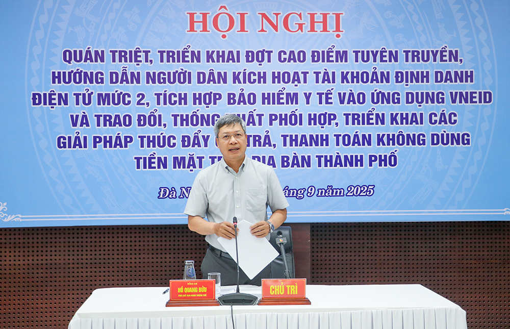 Triển khai đợt cao điểm kích hoạt tài khoản định danh điện tử mức 2 và tích hợp BHYT trên VNeID