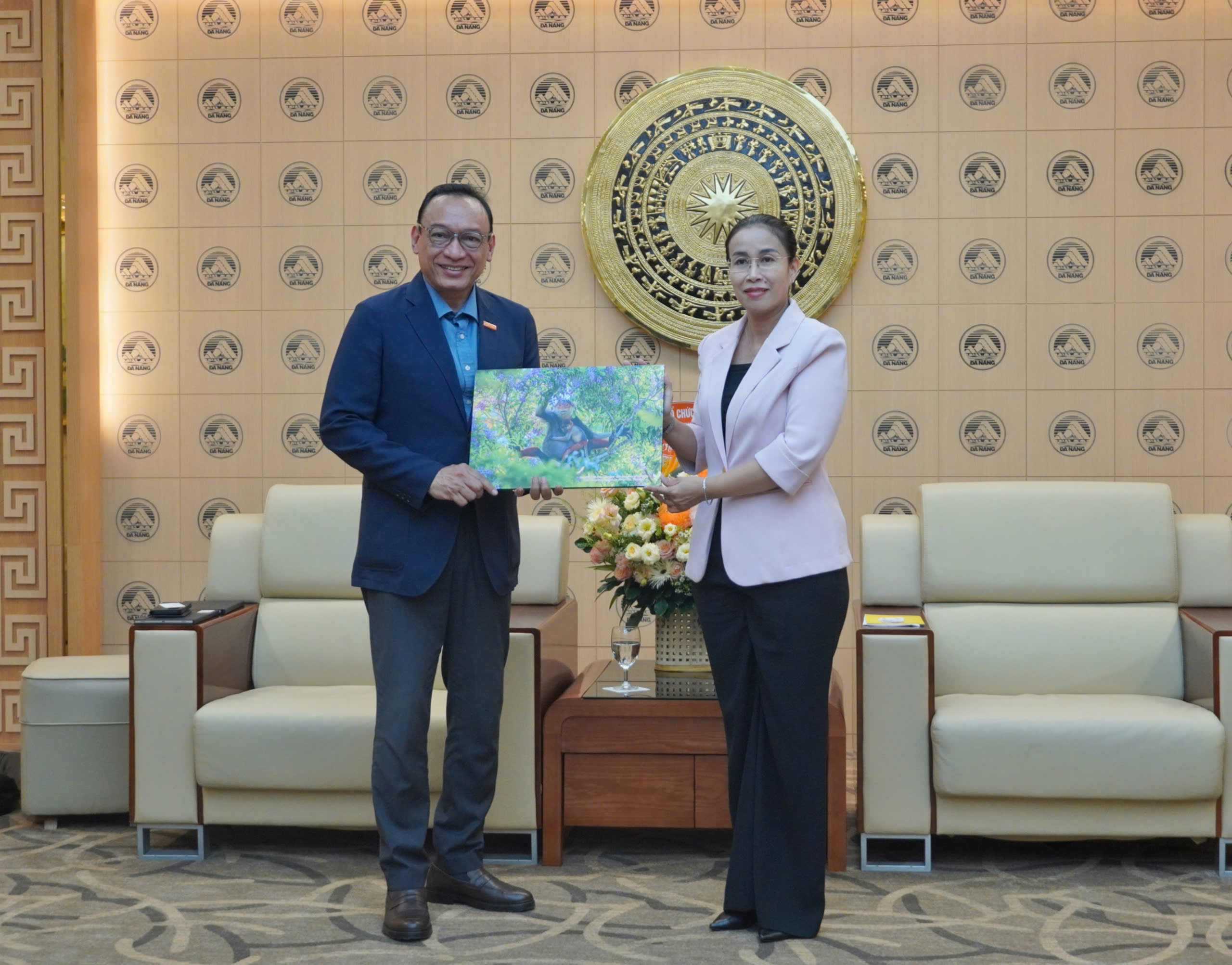 Phó Chủ tịch UBND thành phố Nguyễn Thị Anh Thi tiếp và làm việc với Tổ chức World Vision International Hoa Kỳ