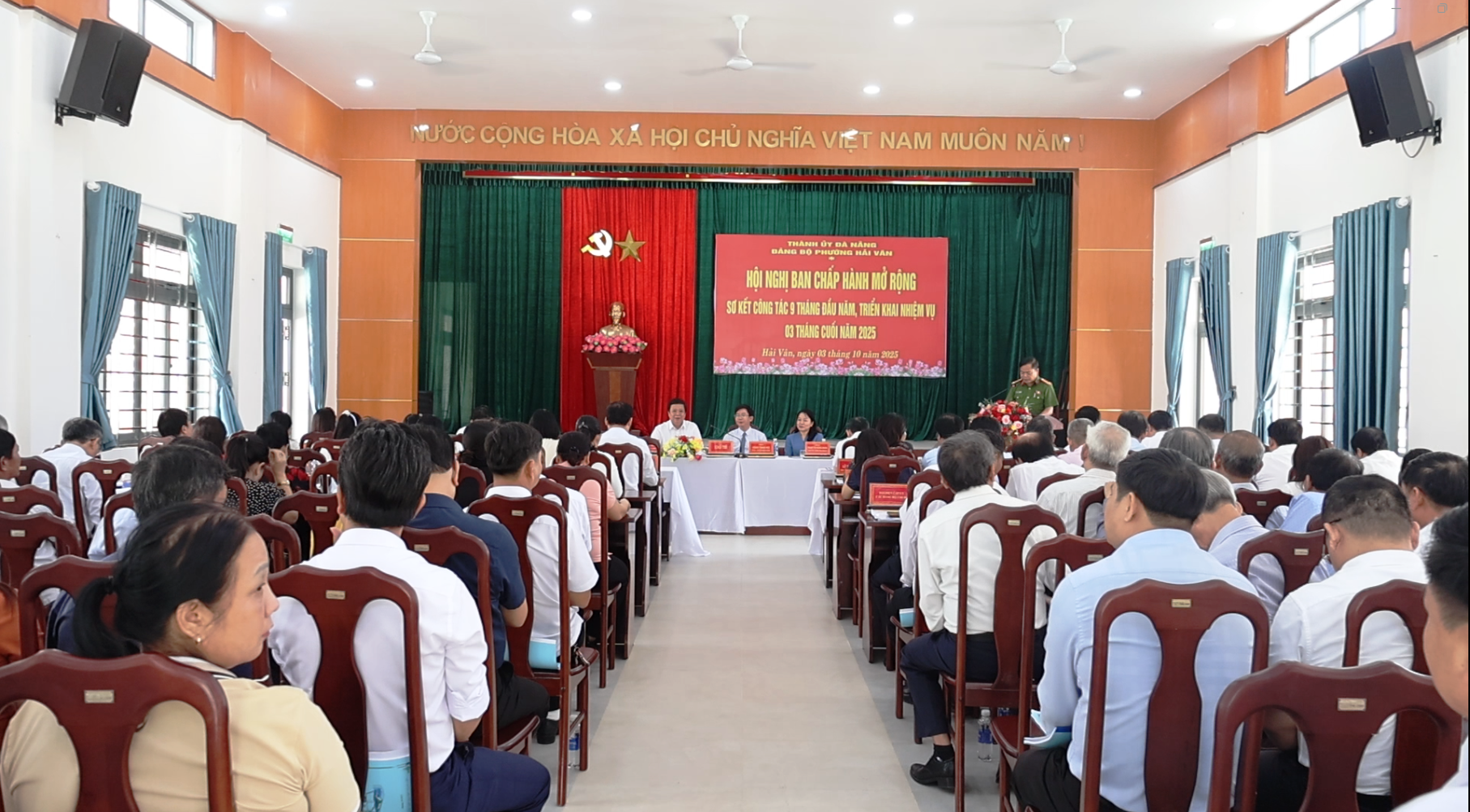 Đảng bộ phường Hải Vân có 74 tổ chức đảng trực thuộc với 1.806 đảng viên