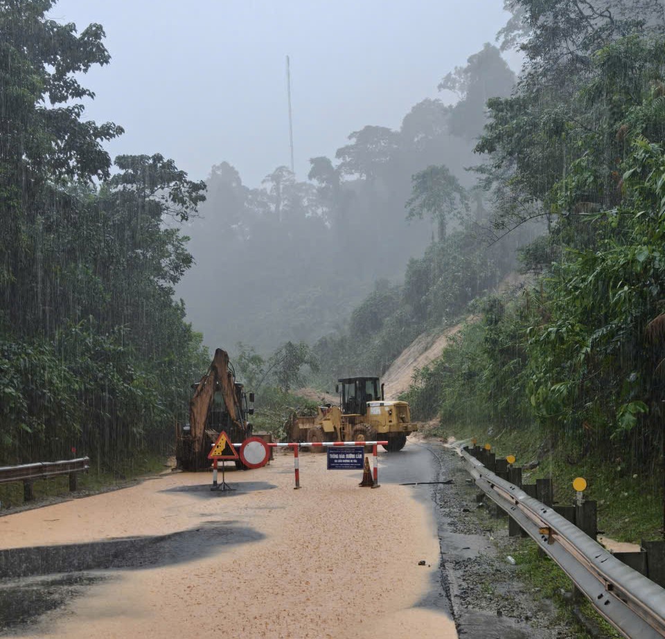 Hỗ trợ 210 tỷ đồng cho 72 xã, phường khắc phục hậu quả thiên tai