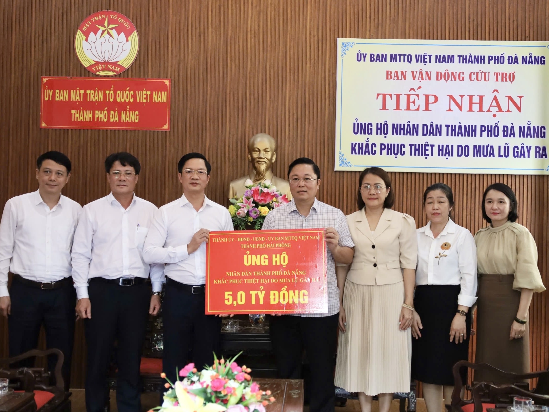 Thành phố Hải Phòng ủng hộ Đà Nẵng 5 tỷ đồng khắc phục hậu quả mưa lũ