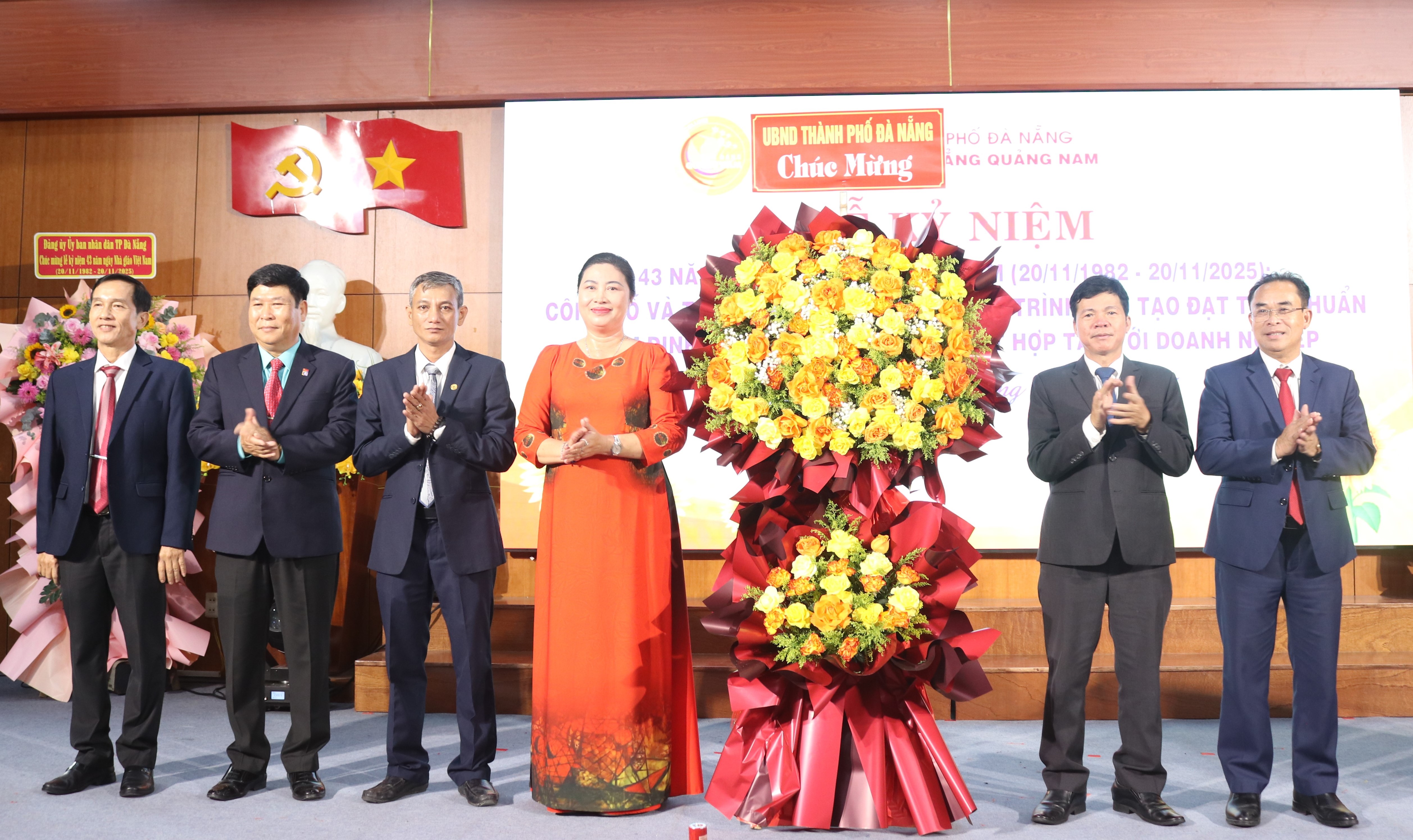 Hình nhỏ