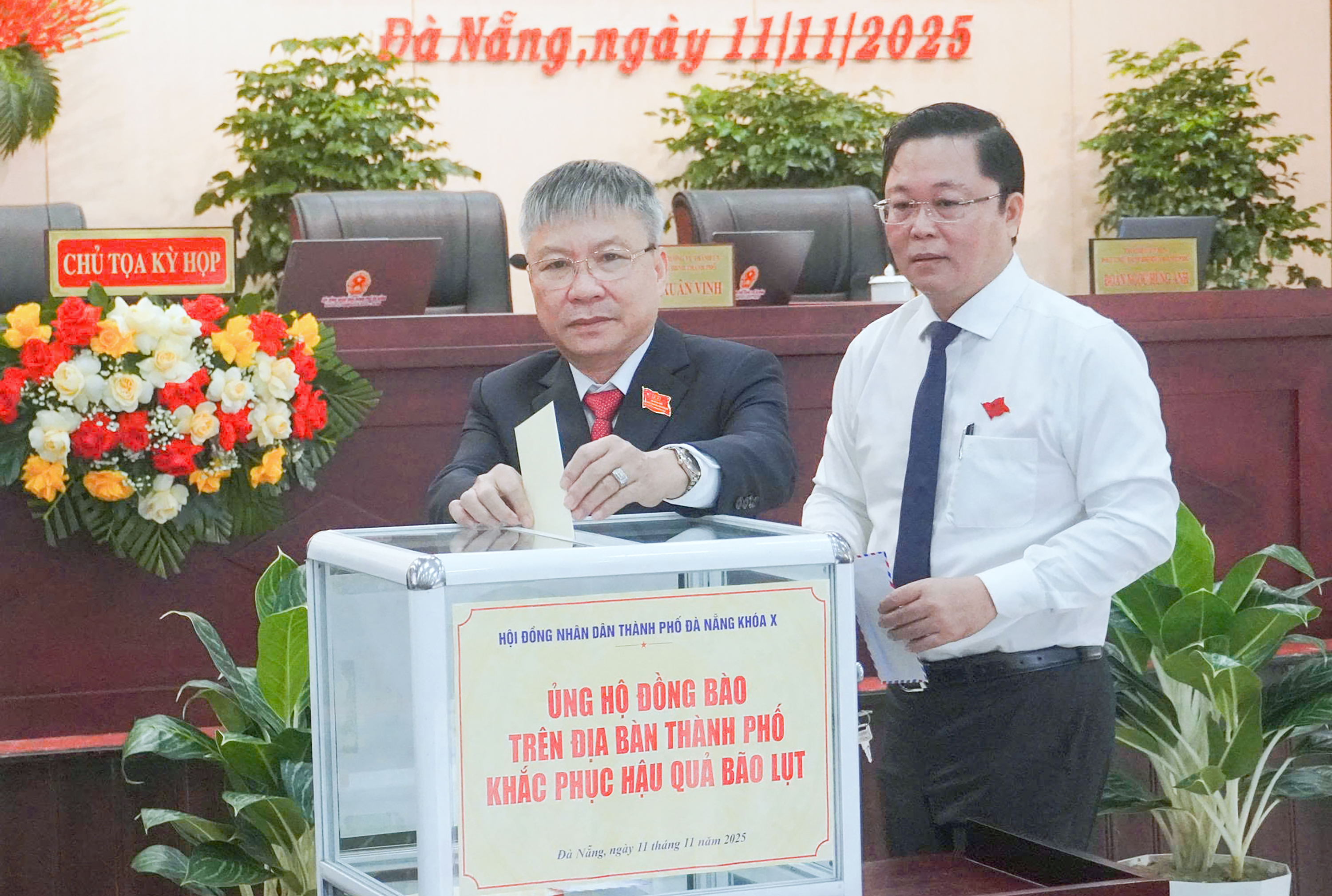 Hơn 100 triệu đồng hỗ trợ nhân dân khắc phục hậu quả mưa lũ