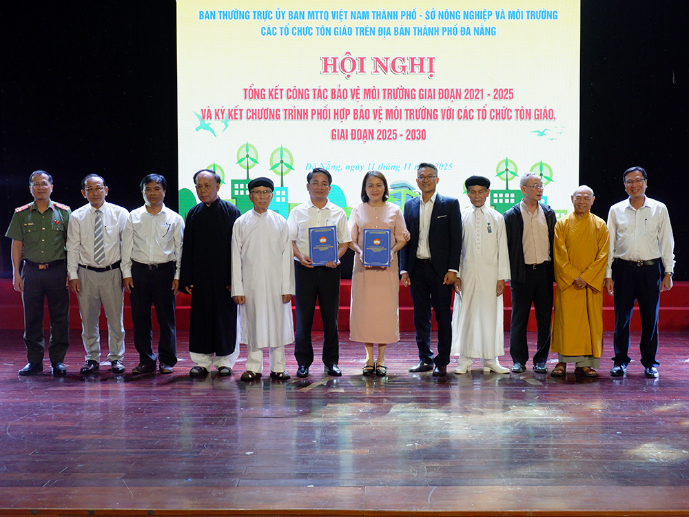 Phát huy vai trò của Mặt trận và các tổ chức tôn giáo trong công tác bảo vệ môi trường