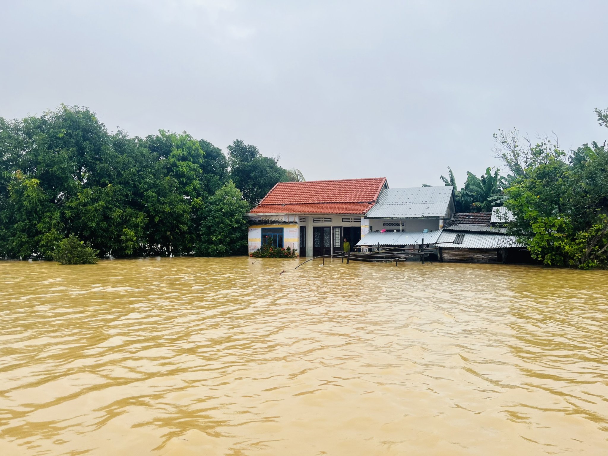 Tập trung ứng phó với cảnh báo mưa lớn