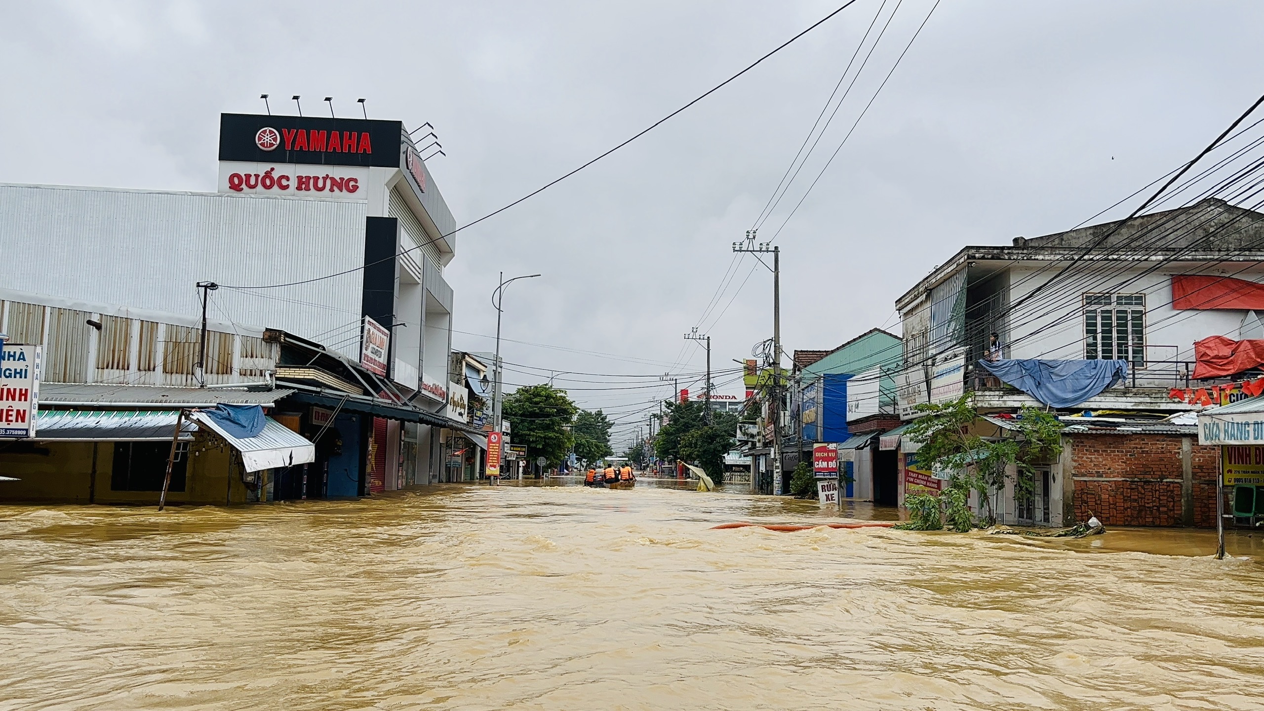 Công điện về việc ứng phó với mưa lũ khu vực miền Trung