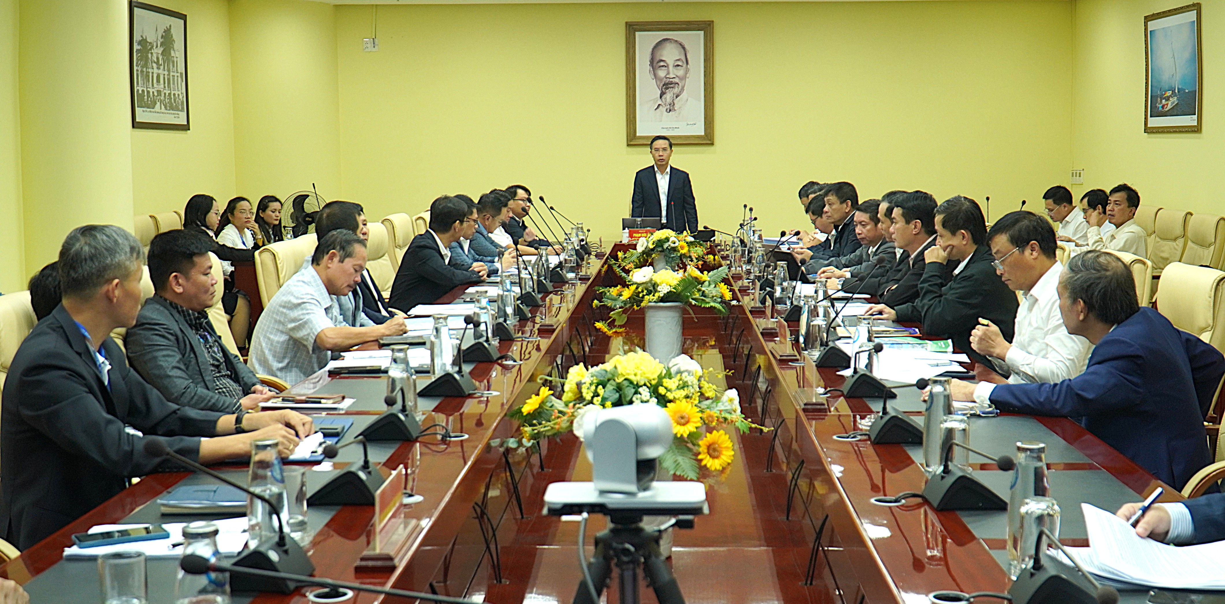 Quyết liệt tháo gỡ vướng mắc cho doanh nghiệp