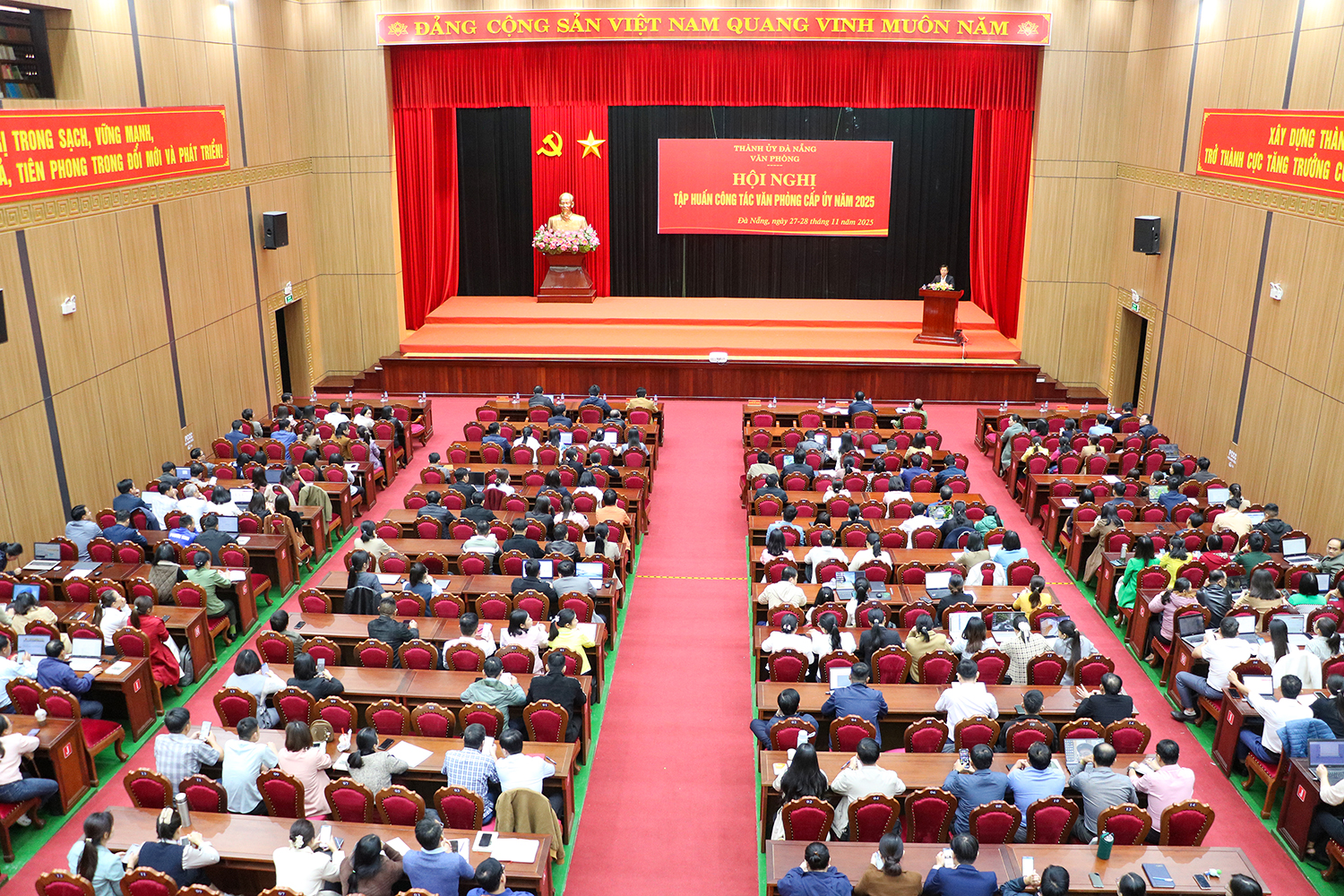 Tập huấn công tác Văn phòng cấp ủy năm 2025