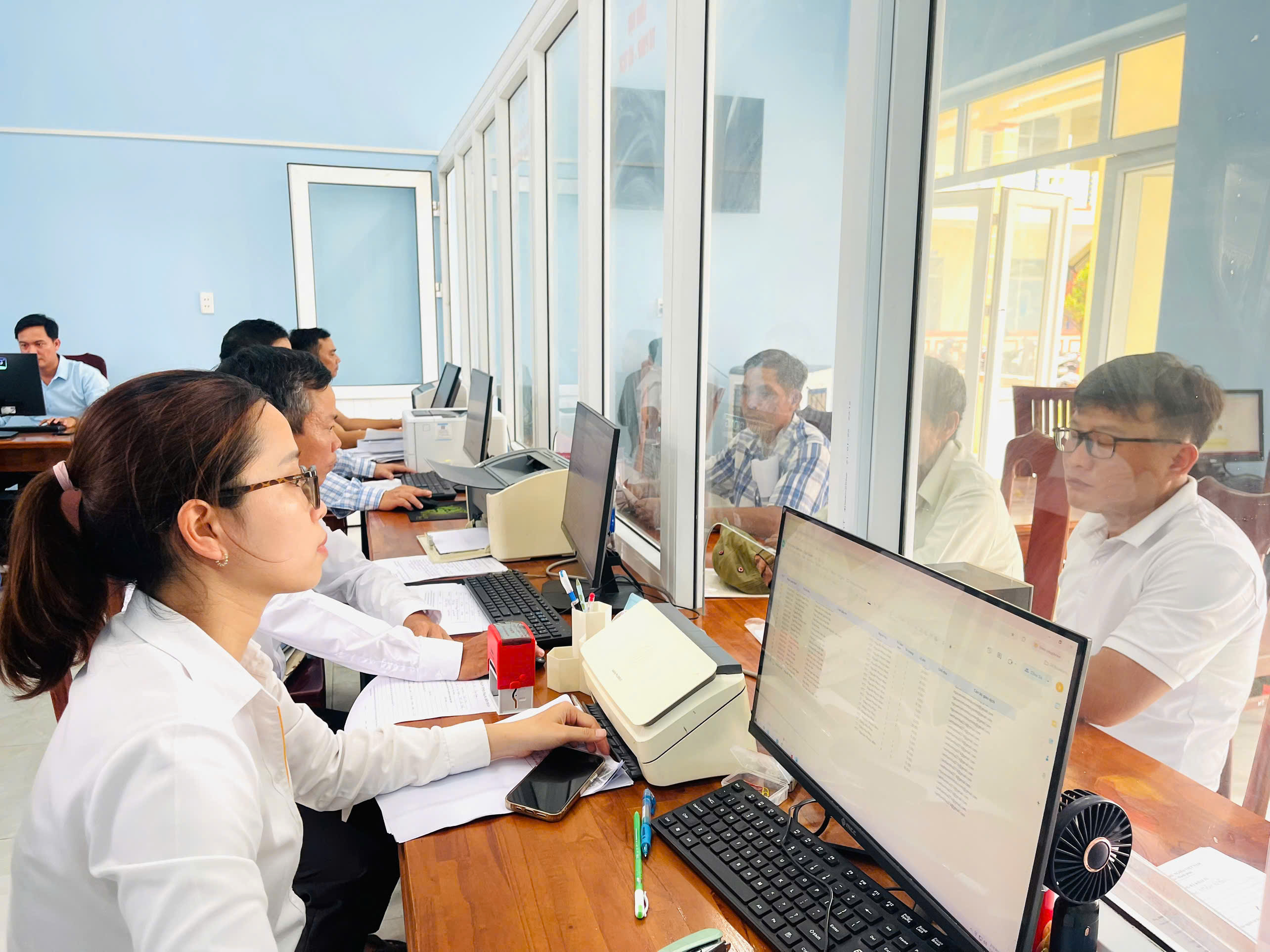 Ủy quyền công chức cấp xã thực hiện chứng thực: Bước đột phá cải cách hành chính