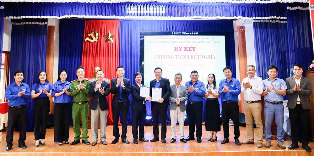 Thành Đoàn Đà Nẵng kết nghĩa với xã Sông Kôn