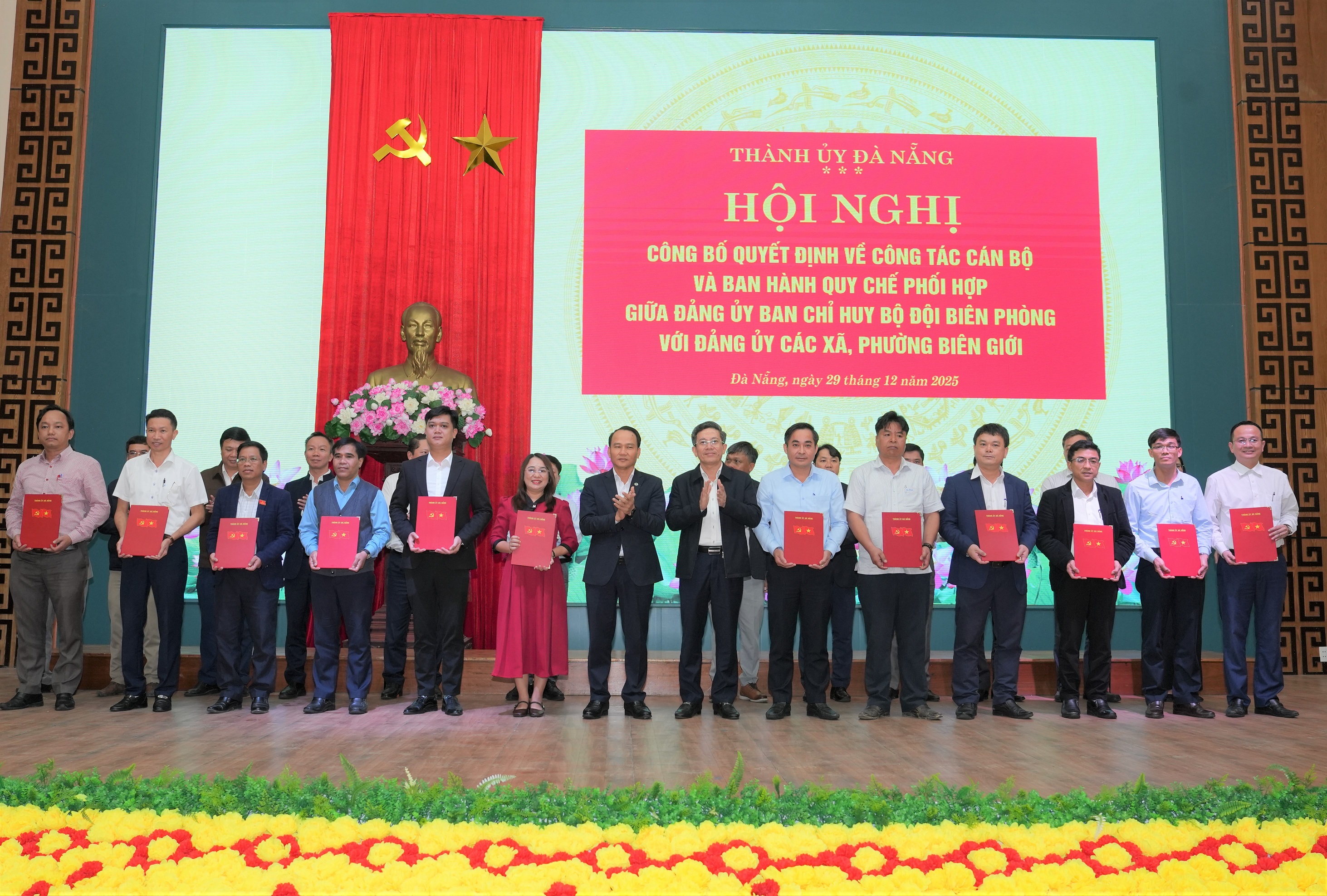 26 cán bộ chủ chốt xã, phường biên giới tham gia Ban Chấp hành Đảng bộ Ban Chỉ huy Bộ đội Biên phòng thành phố