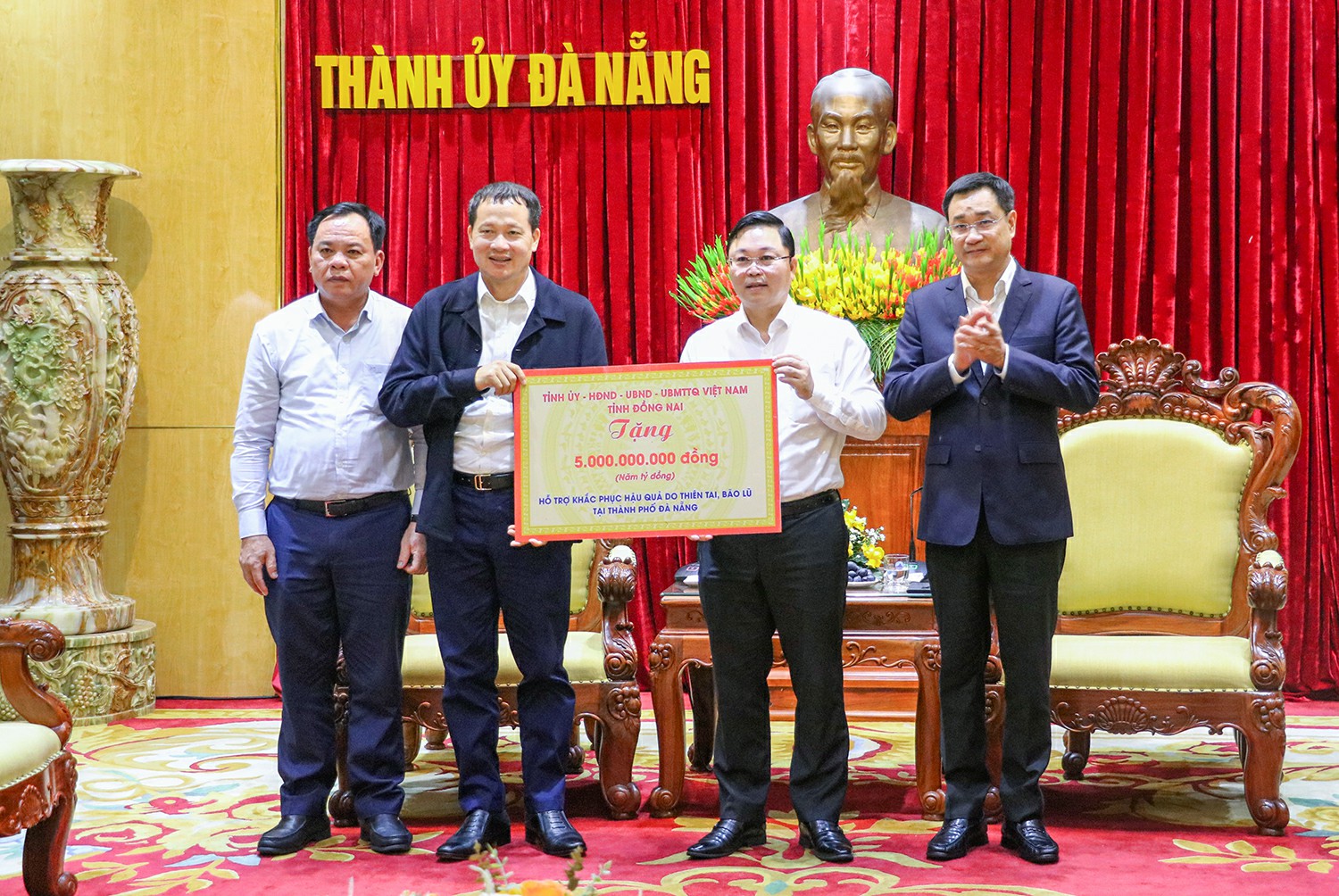 Đồng Nai hỗ trợ Đà Nẵng 6 tỷ đồng khắc phục hậu quả thiên tai