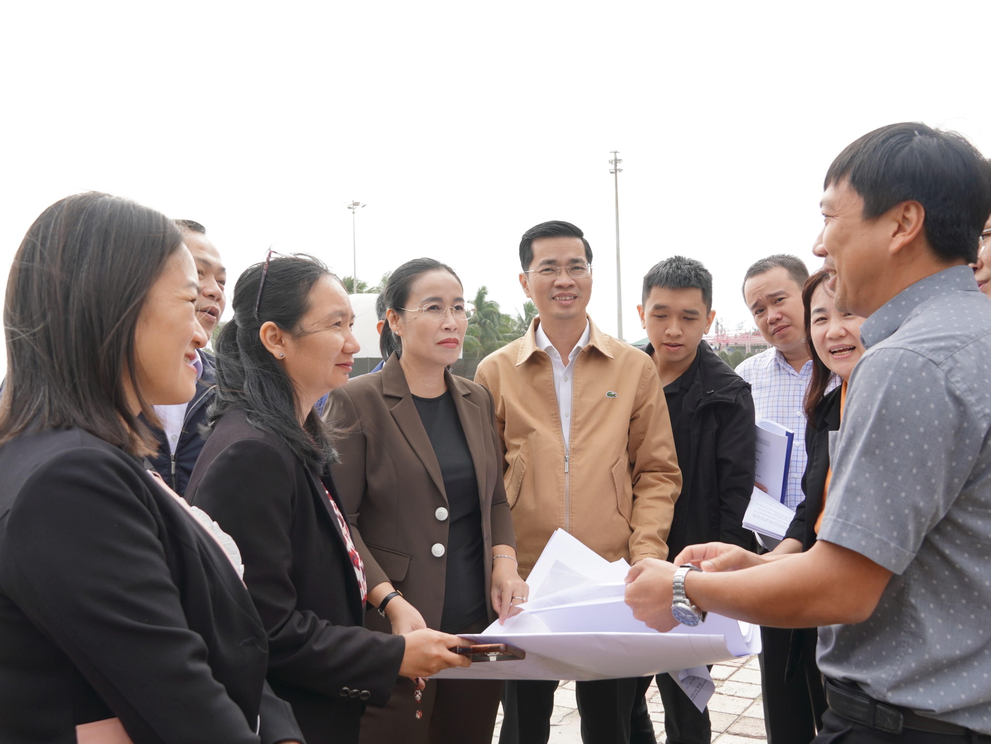 Phó Chủ tịch UBND thành phố Nguyễn Thị Anh Thi kiểm tra thực tế một số dự án