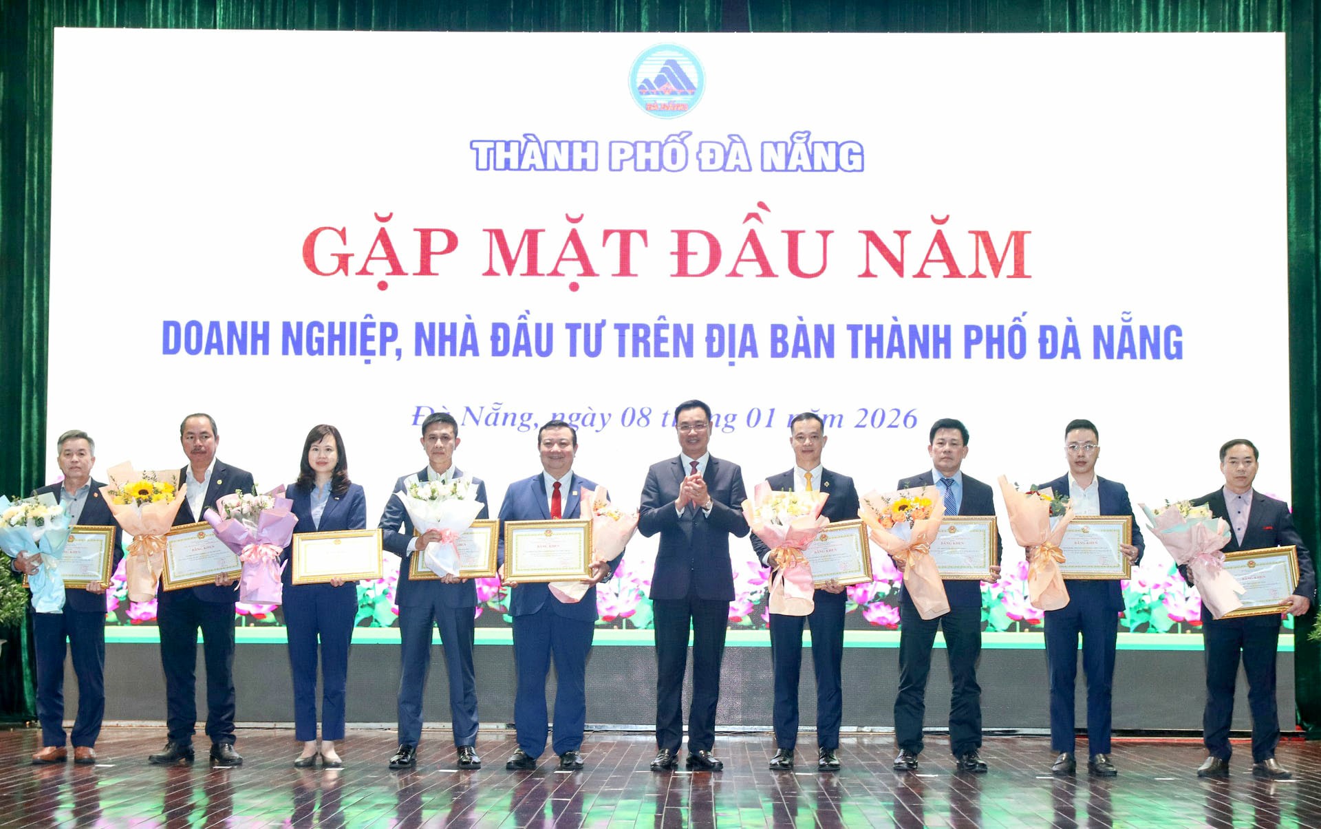 Cải thiện môi trường đầu tư, tạo điều kiện thuận lợi cho doanh nghiệp phát triển lớn mạnh, bền vững