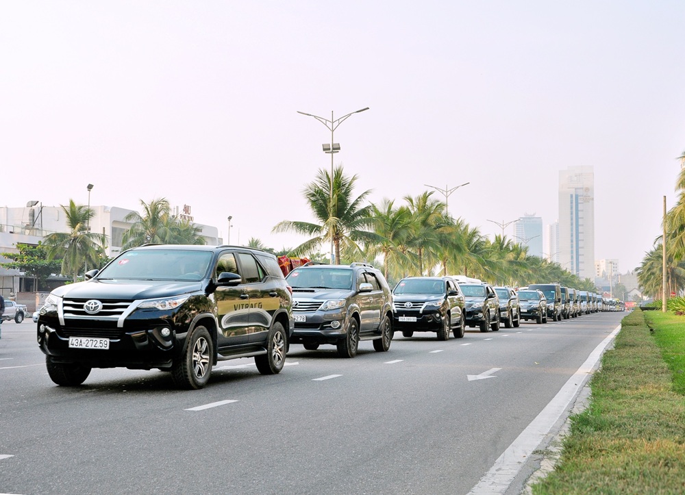 Thuế thành phố tham mưu điều chỉnh bảng giá, hoàn trả chênh lệch lệ phí trước bạ cho người dân
