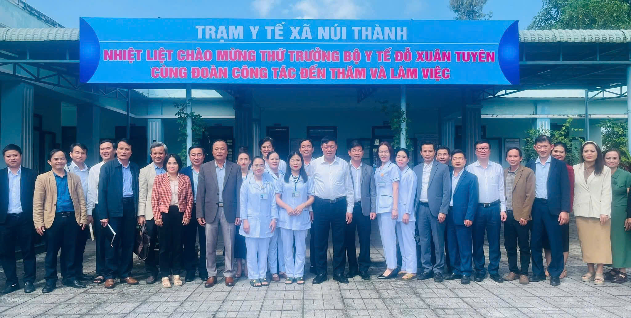 Bộ Y tế làm việc với xã Núi Thành về tổ chức, hoạt động Trạm Y tế xã