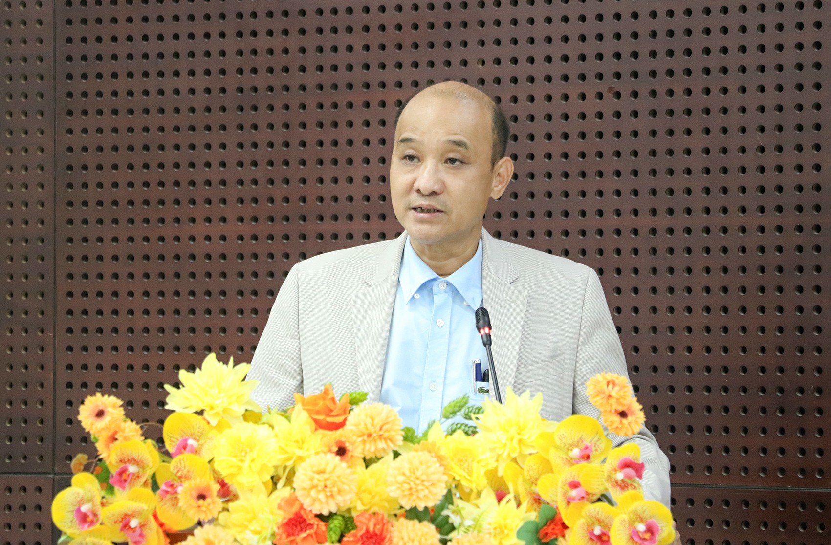 Tập trung tháo gỡ các điểm nghẽn về quy hoạch, hạ tầng, giao thông