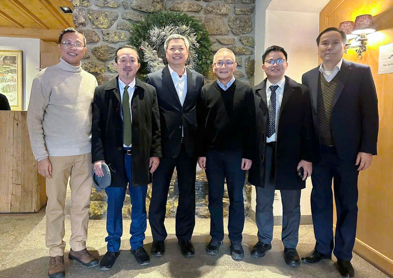 Đà Nẵng đẩy mạnh kết nối hợp tác công nghệ, tài chính số tại Thụy Sĩ