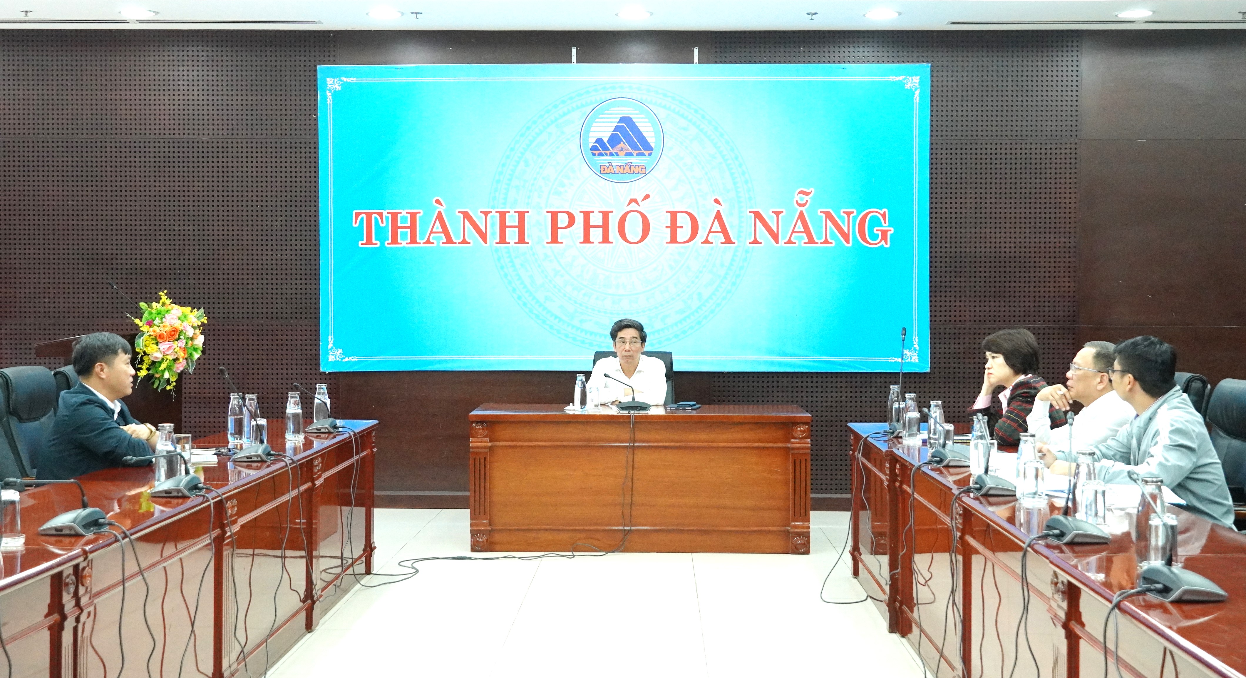 Đà Nẵng thí điểm đầu tư hệ thống điện chiếu sáng thông minh trên tuyến Quốc lộ 1