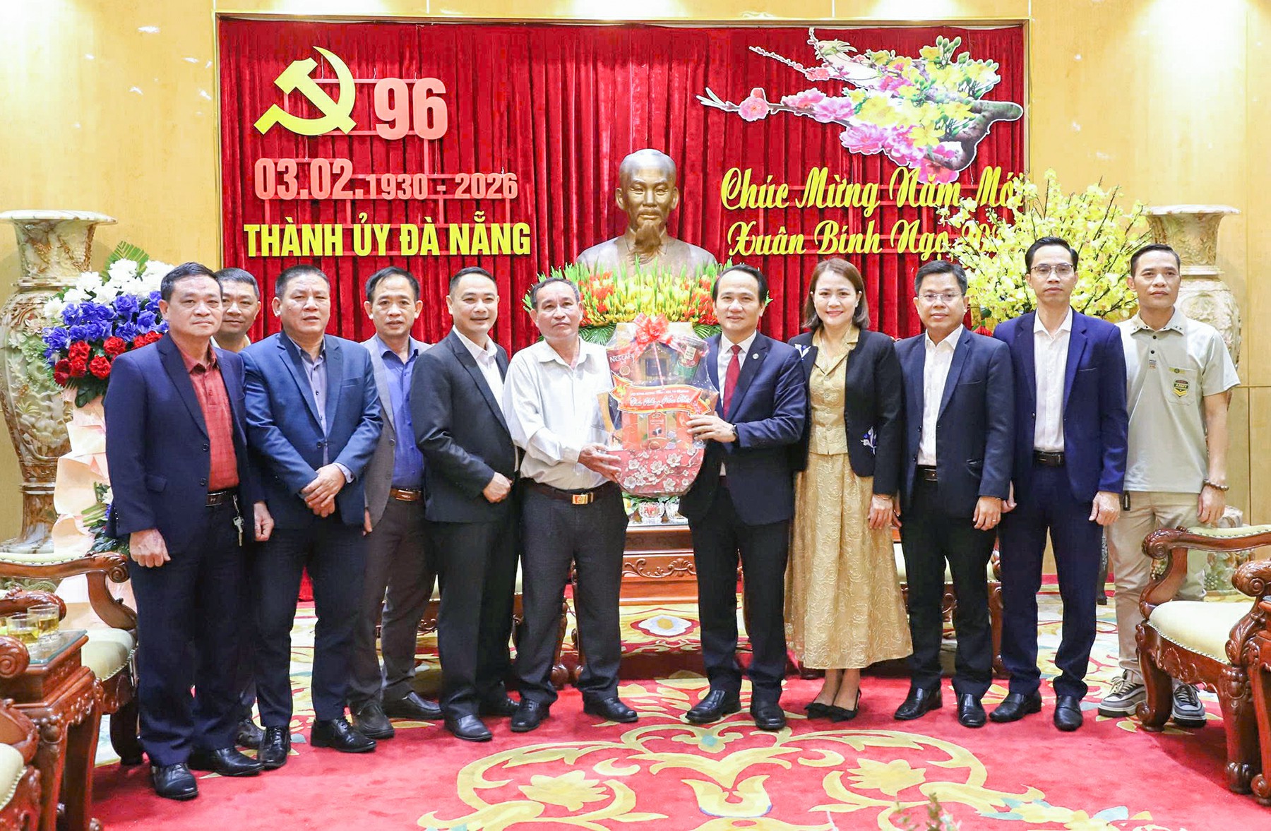 Hội đồng hương Thanh Hóa tại Đà Nẵng thăm, chúc Tết lãnh đạo Thành ủy