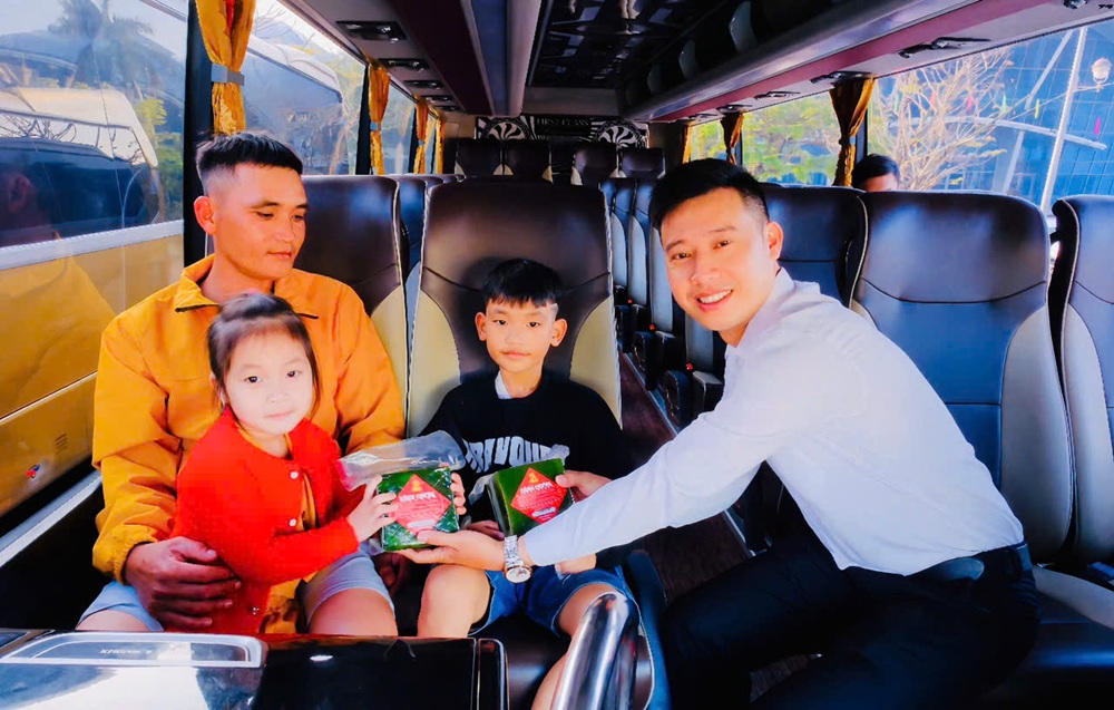 Bánh chưng xanh, ấm lòng đoàn viên những ngày giáp Tết