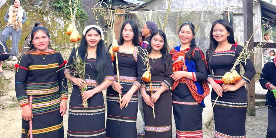 Tết cổ truyền của người Xê Đăng trên đỉnh Ngọc Linh