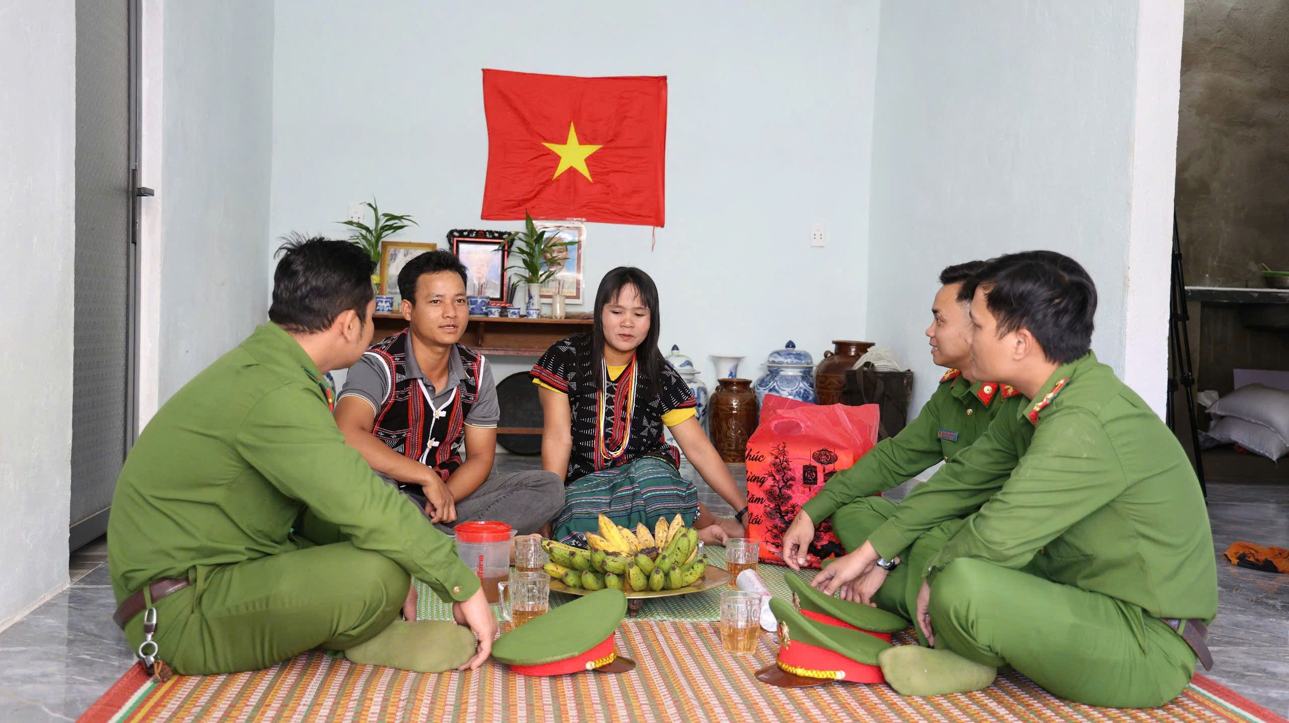 Xuân về trên vùng cao Atếêp