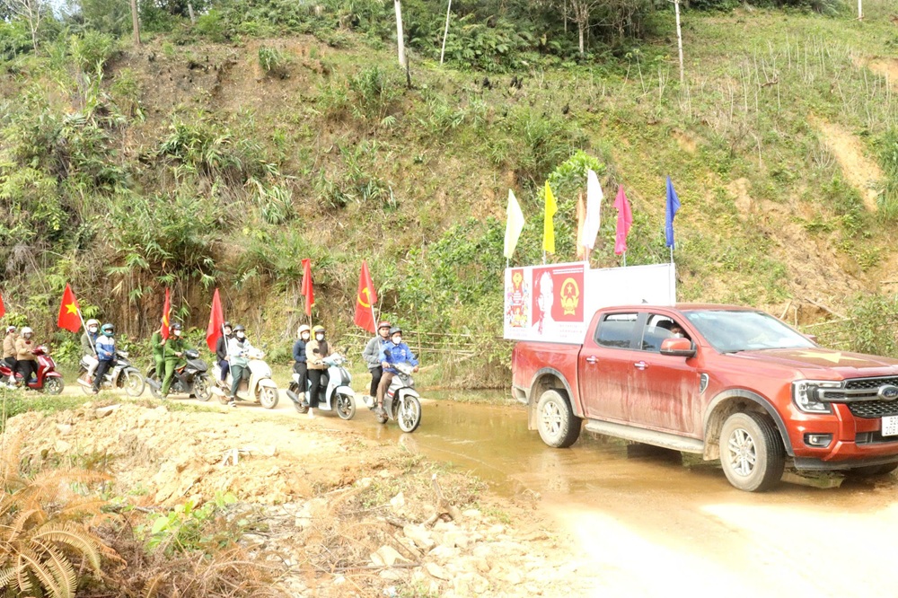 Biên giới Avương sẵn sàng cho ngày hội bầu cử