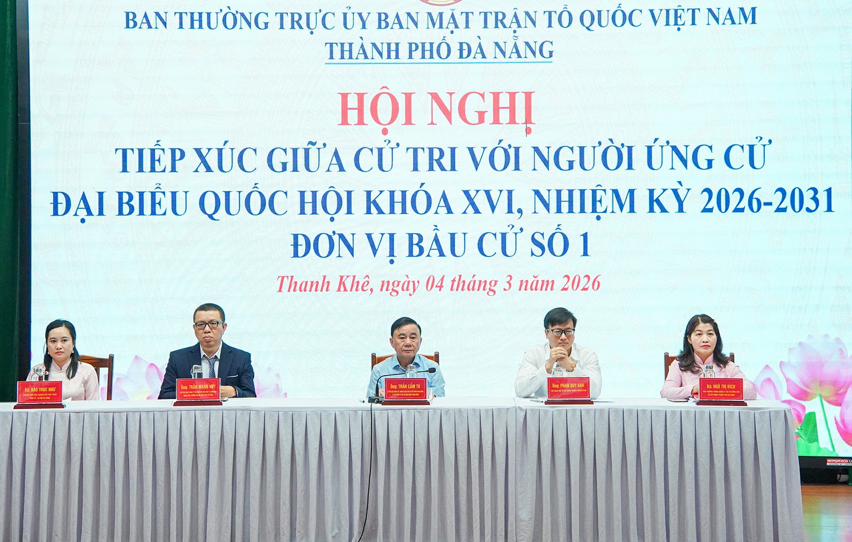 Ứng cử viên đại biểu Quốc hội khóa XVI, Đơn vị bầu cử số 01 tiếp xúc cử tri các phường Hải Châu, Hòa Cường, An Khê