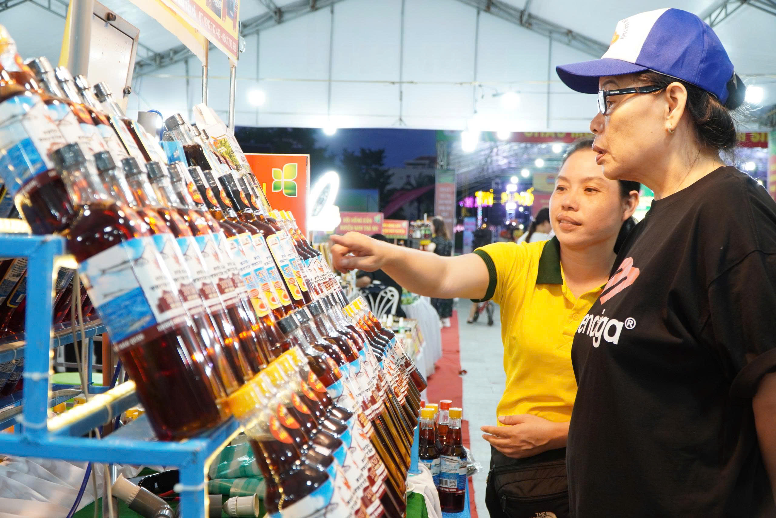 Xây dựng thị trường tiêu dùng an toàn, minh bạch và bền vững