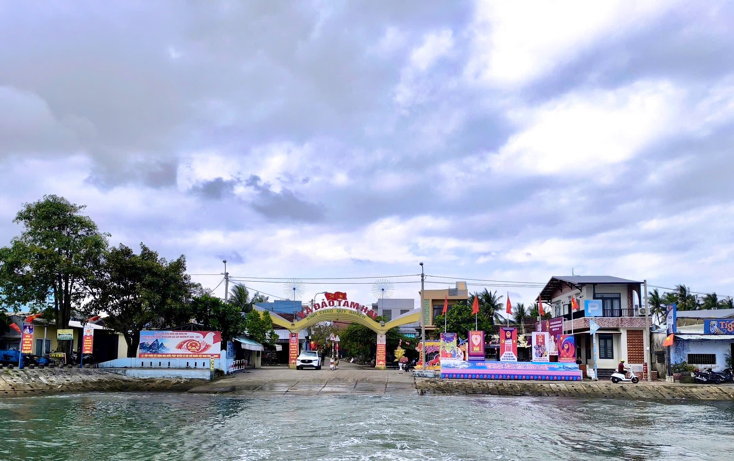 Ngư dân vùng biển, đảo sẵn sàng cho Ngày hội bầu cử