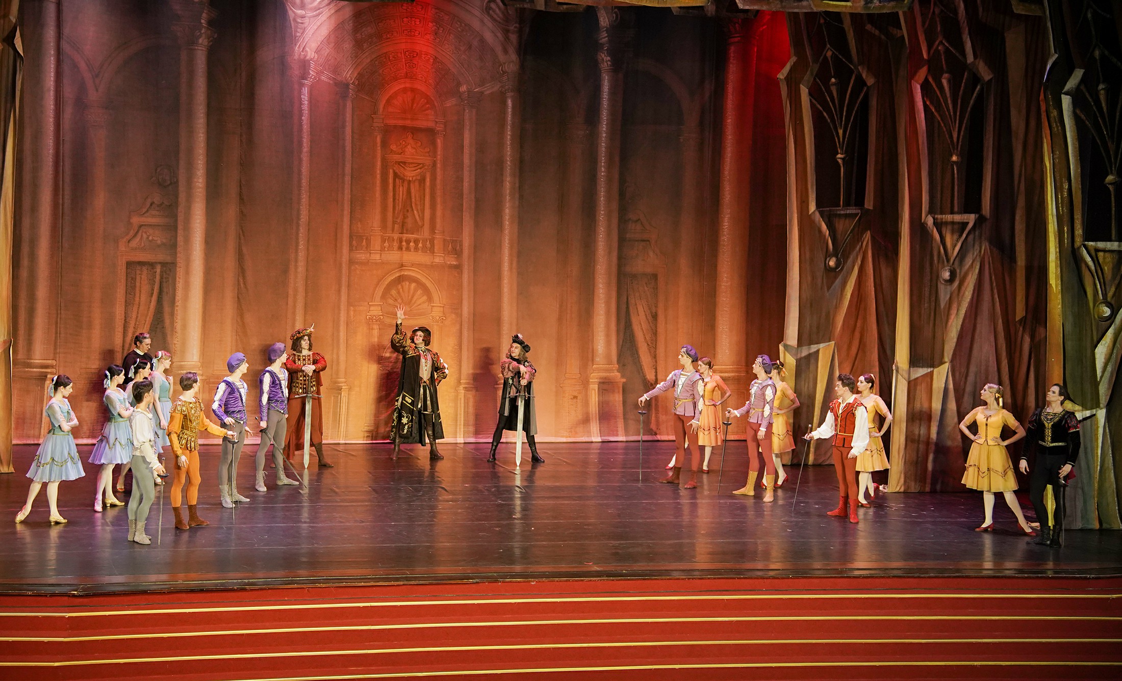 Vở balê “Romeo và Juliet” chinh phục gần 1.500 khán giả Đà Nẵng