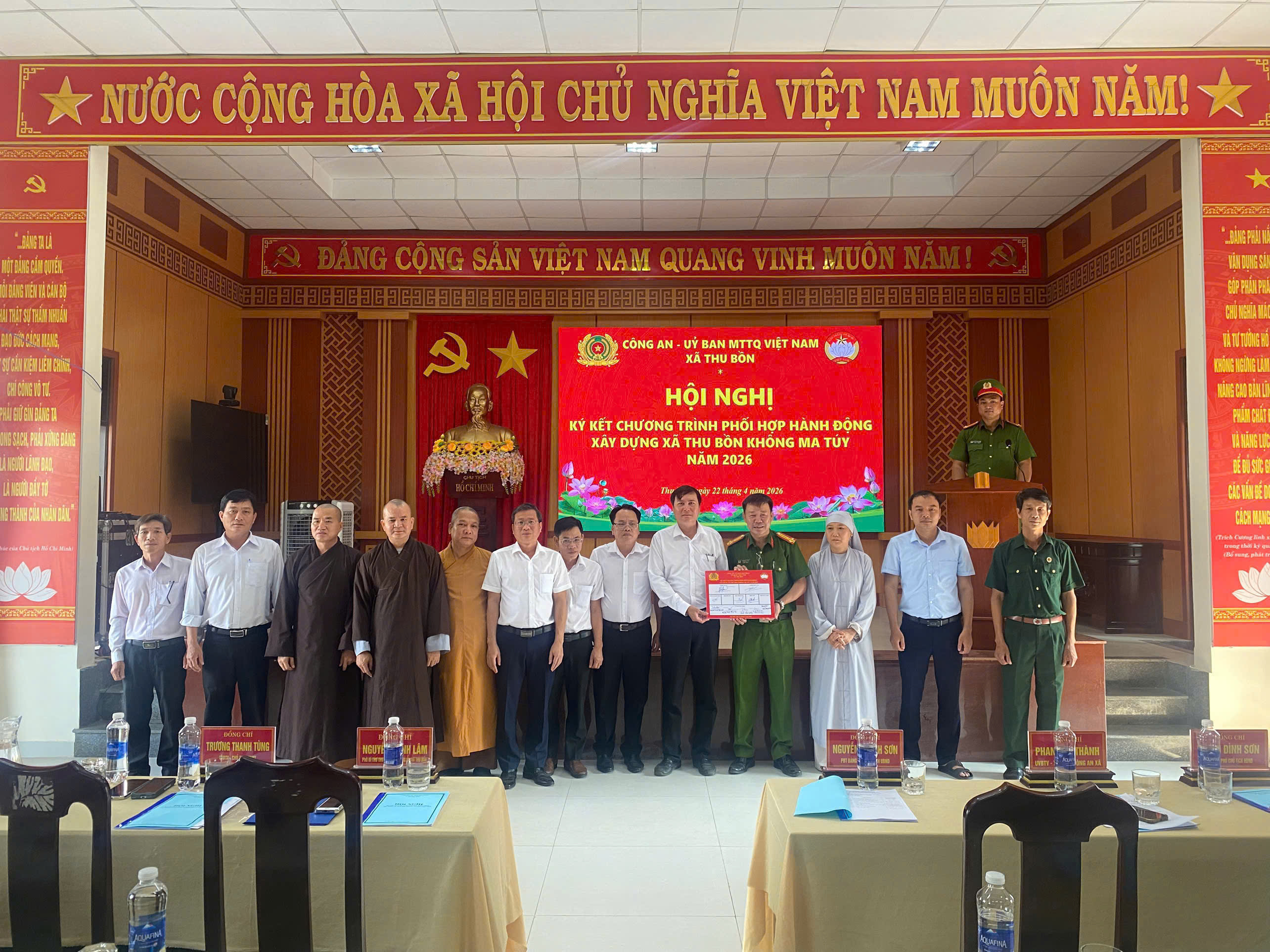 Hình nhỏ