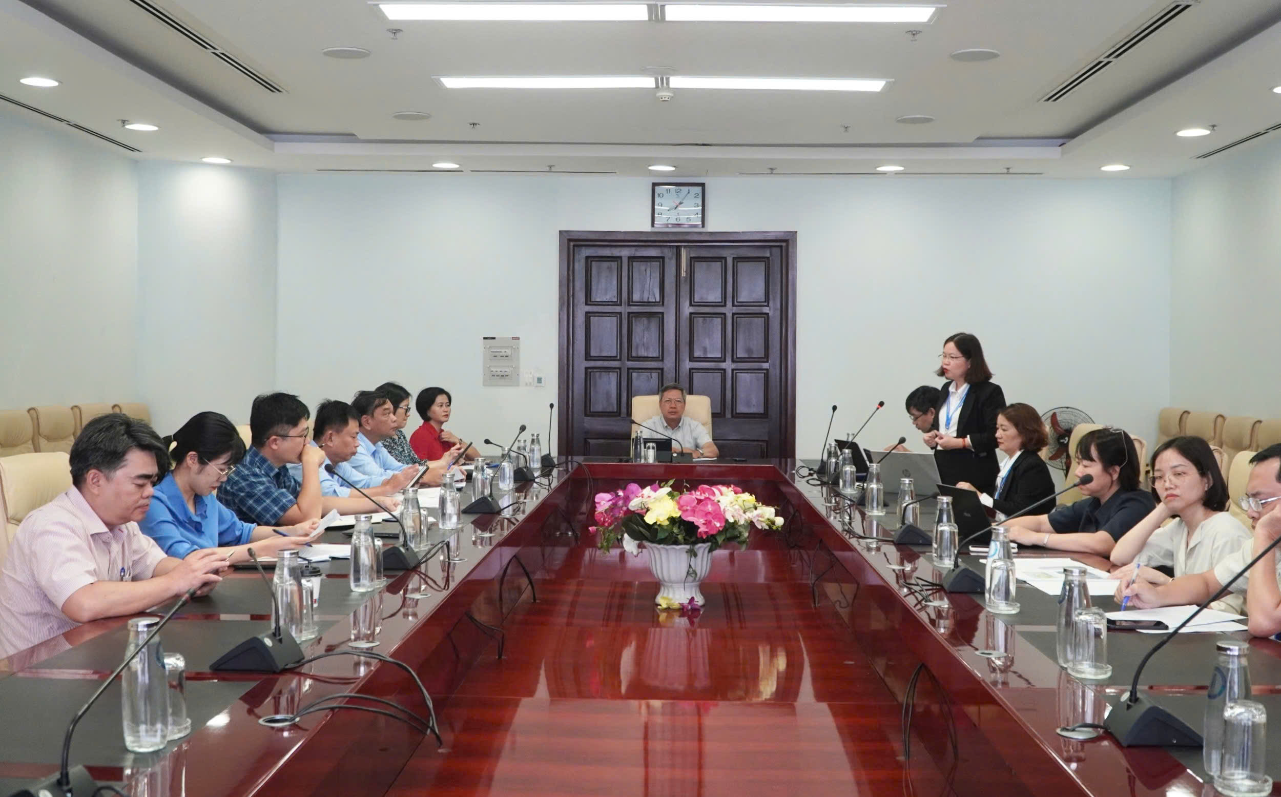 Hình nhỏ