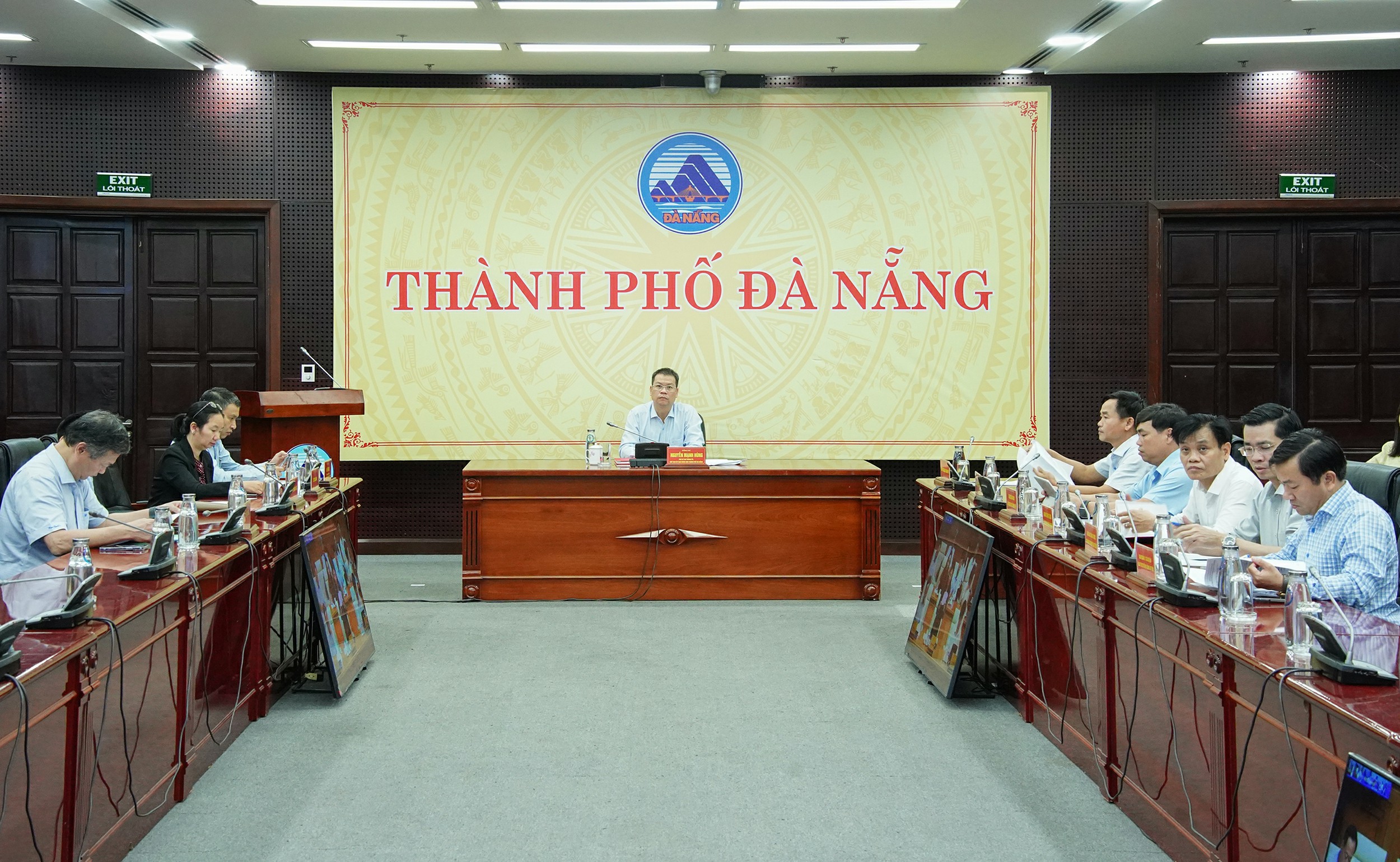 Hình nhỏ