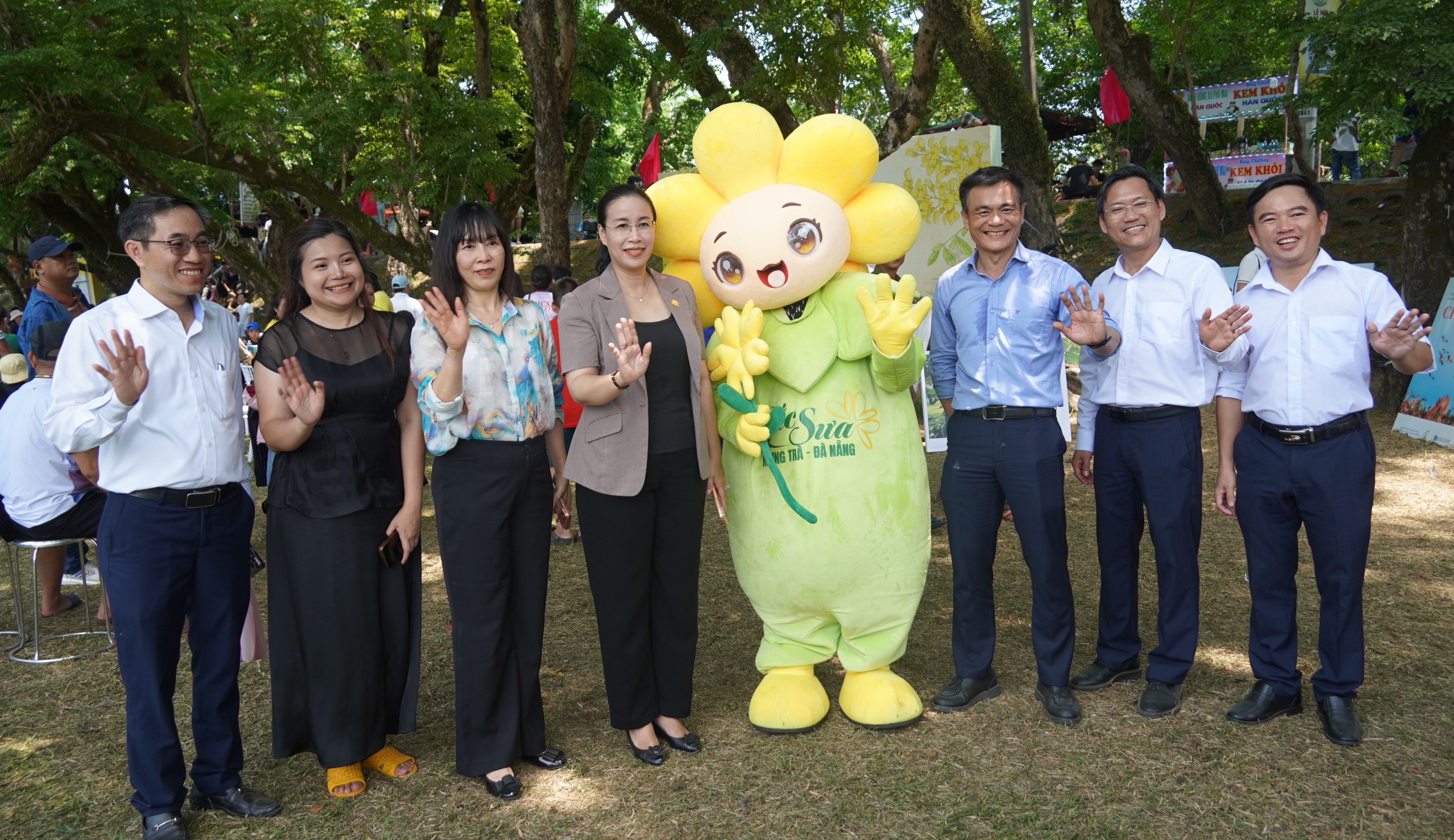 Phó Chủ tịch UBND thành phố Nguyễn Thị Anh Thi dự Lễ hội Sắc Sưa Hương Trà- Đà Nẵng 2026