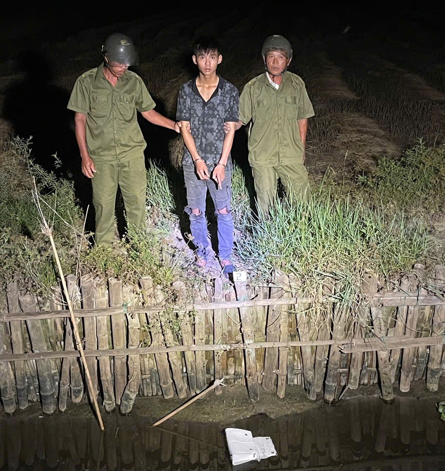 Bắt giữ đối tượng thực hiện liên tiếp nhiều vụ cướp giật tài sản