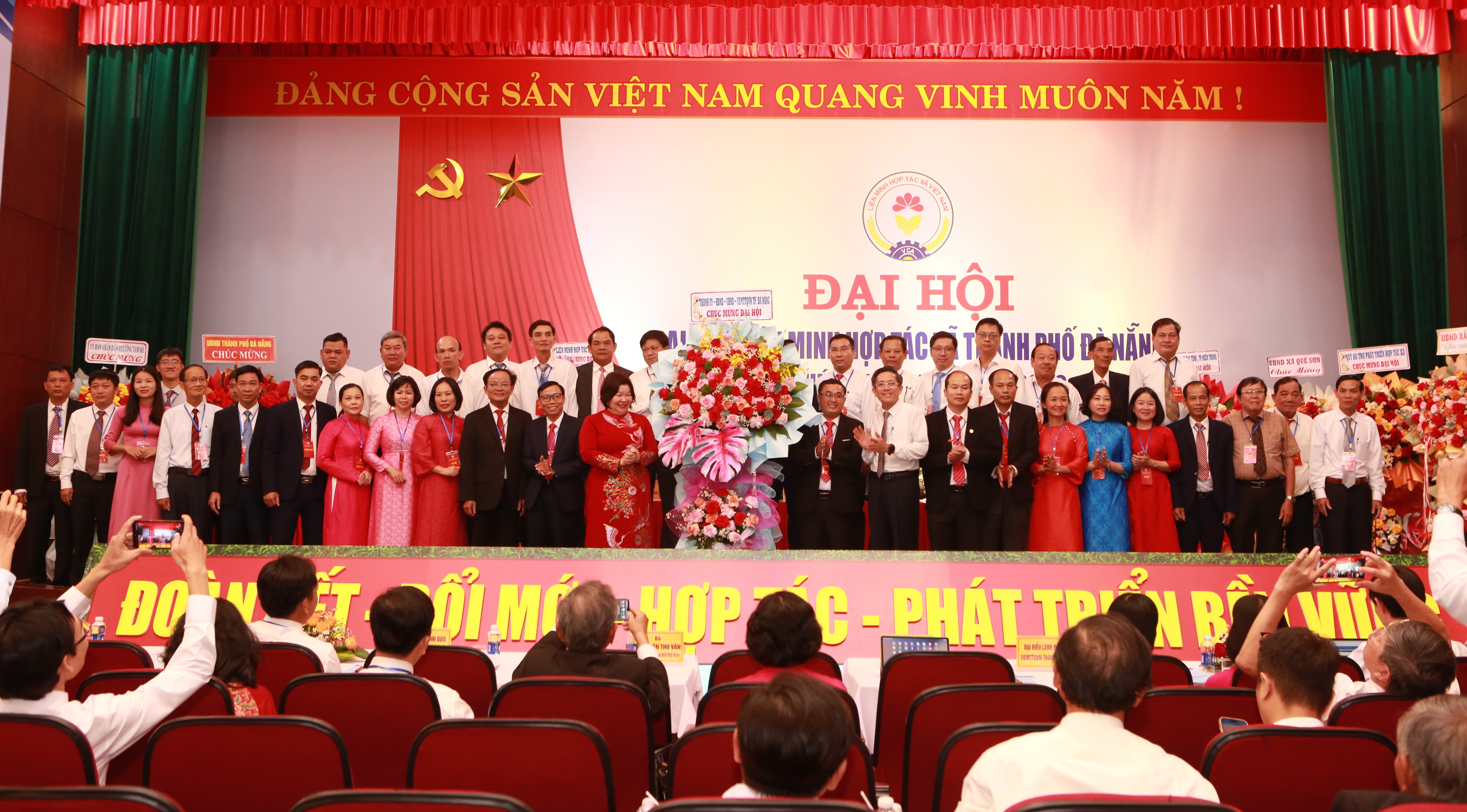 Hình nhỏ