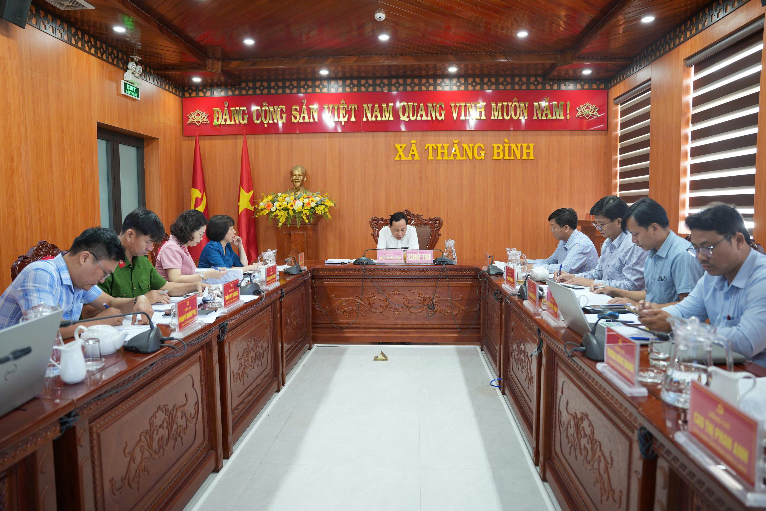 Hình nhỏ