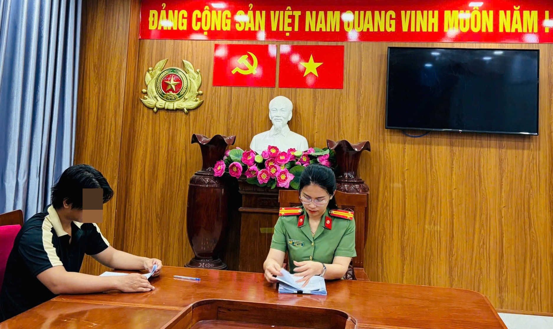 Hình nhỏ