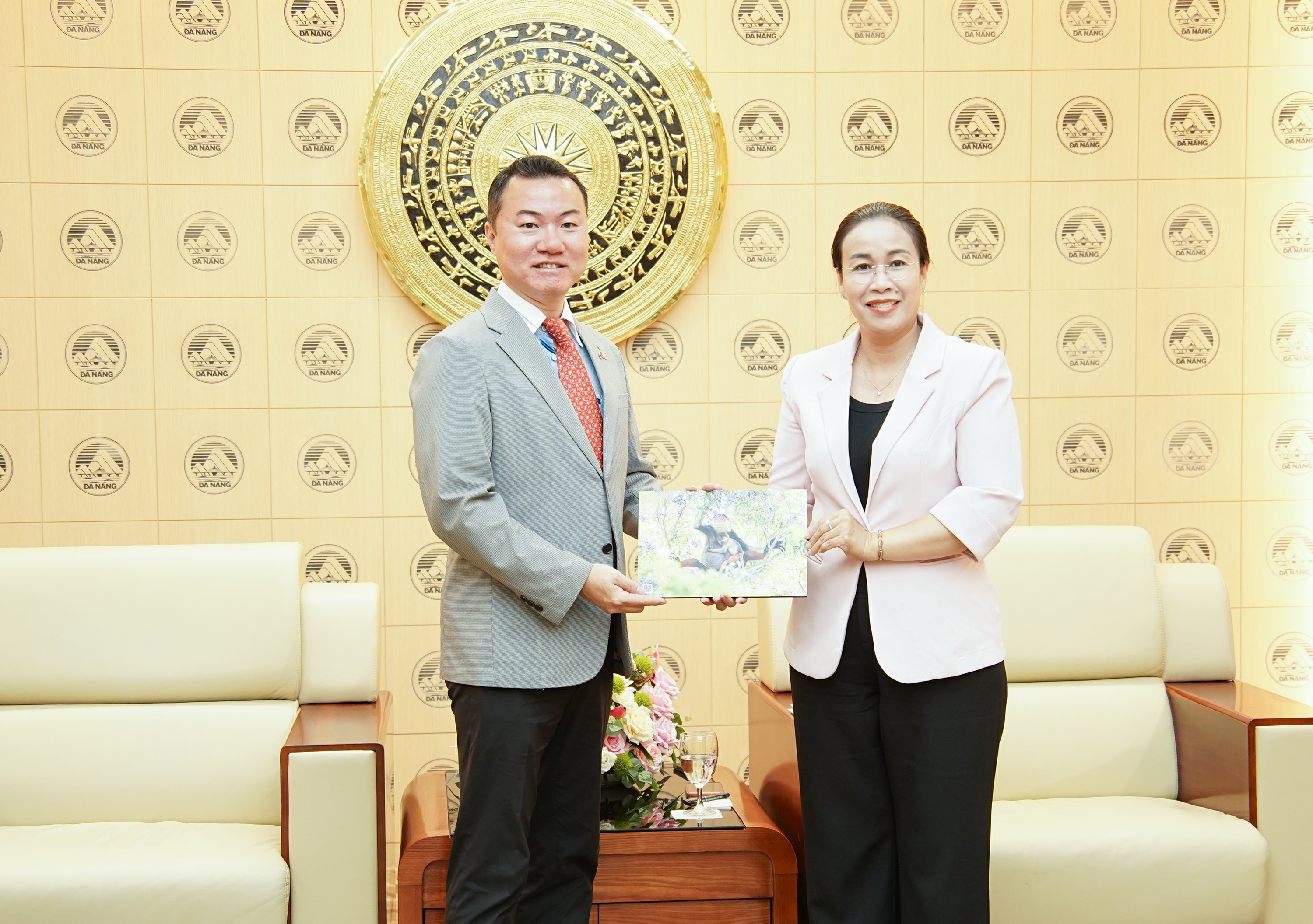 Hình nhỏ