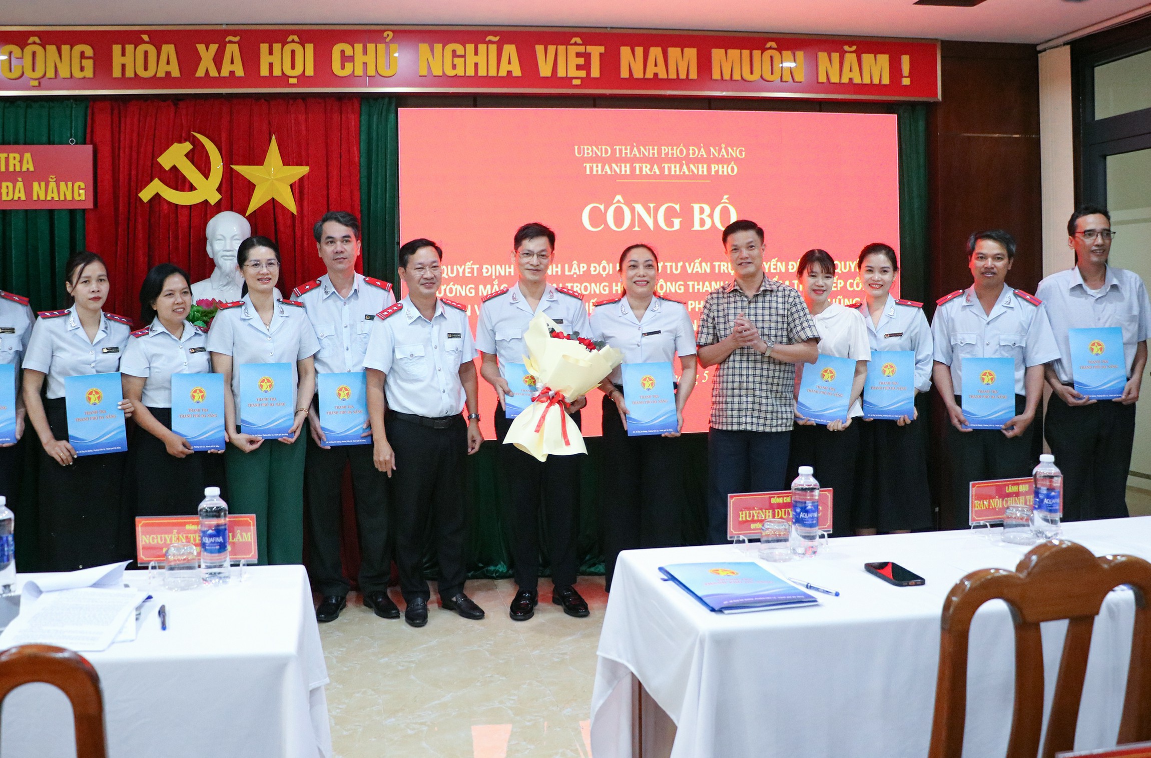 Hình nhỏ